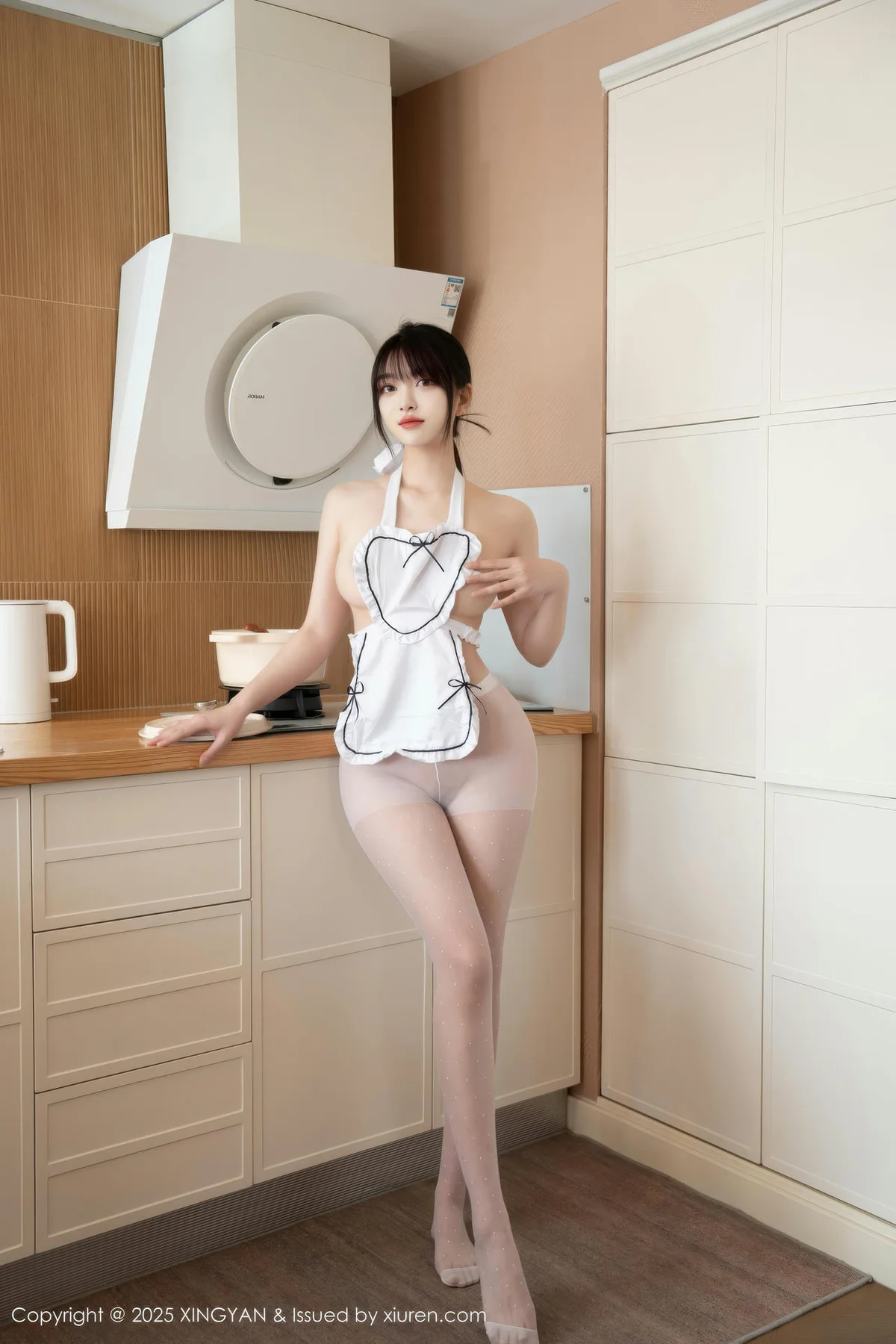 XINGYAN 星颜社 Vol.342 白露lulu 白色围裙搭白色丝袜 - 9