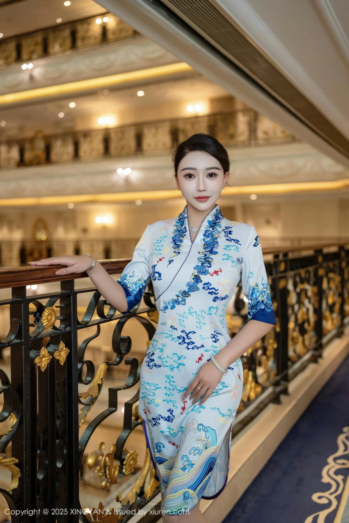 XINGYAN 星颜社 Vol.435 李若汐浅色旗袍魅惑肉丝 - 2