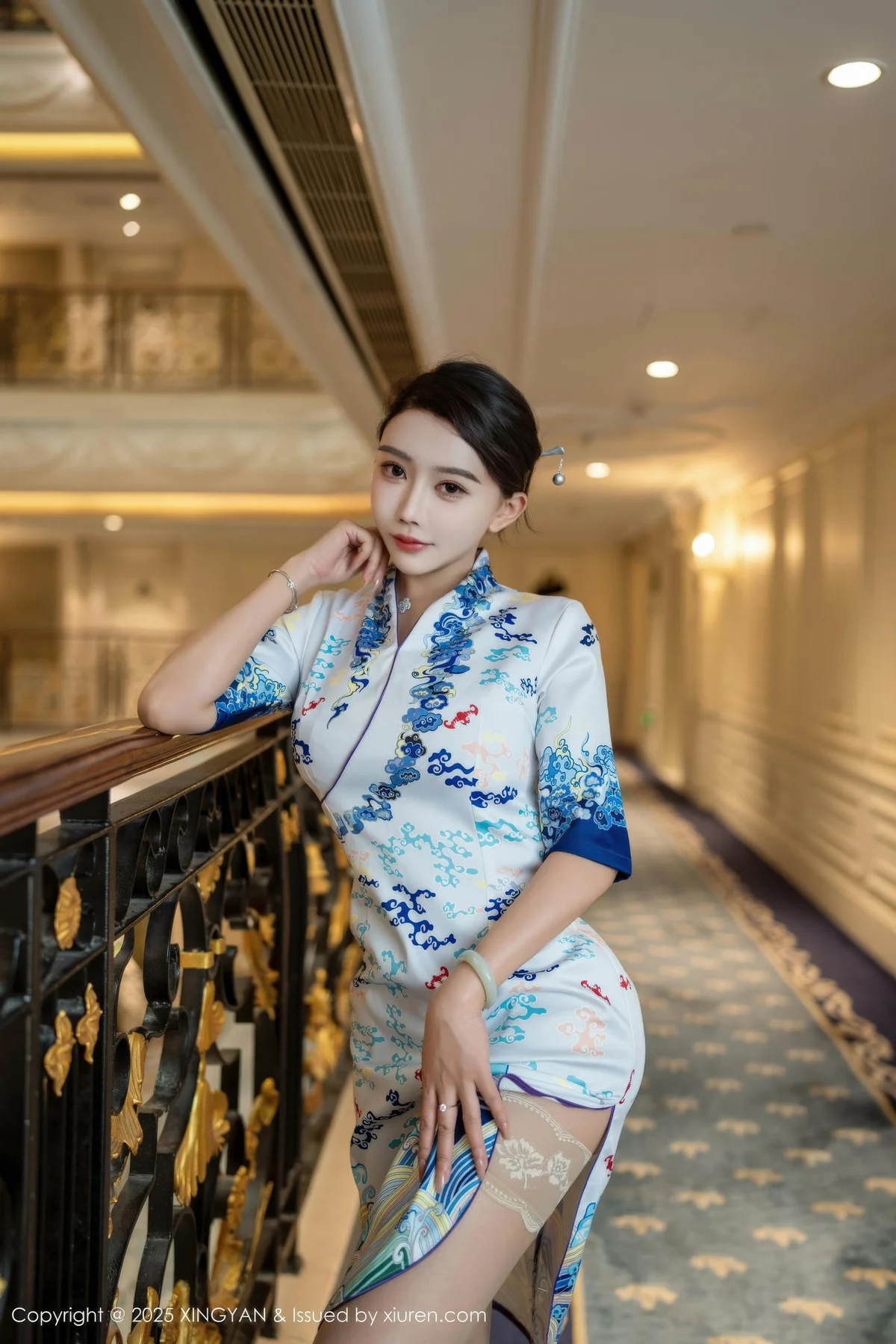 XINGYAN 星颜社 Vol.435 李若汐浅色旗袍魅惑肉丝 - 9