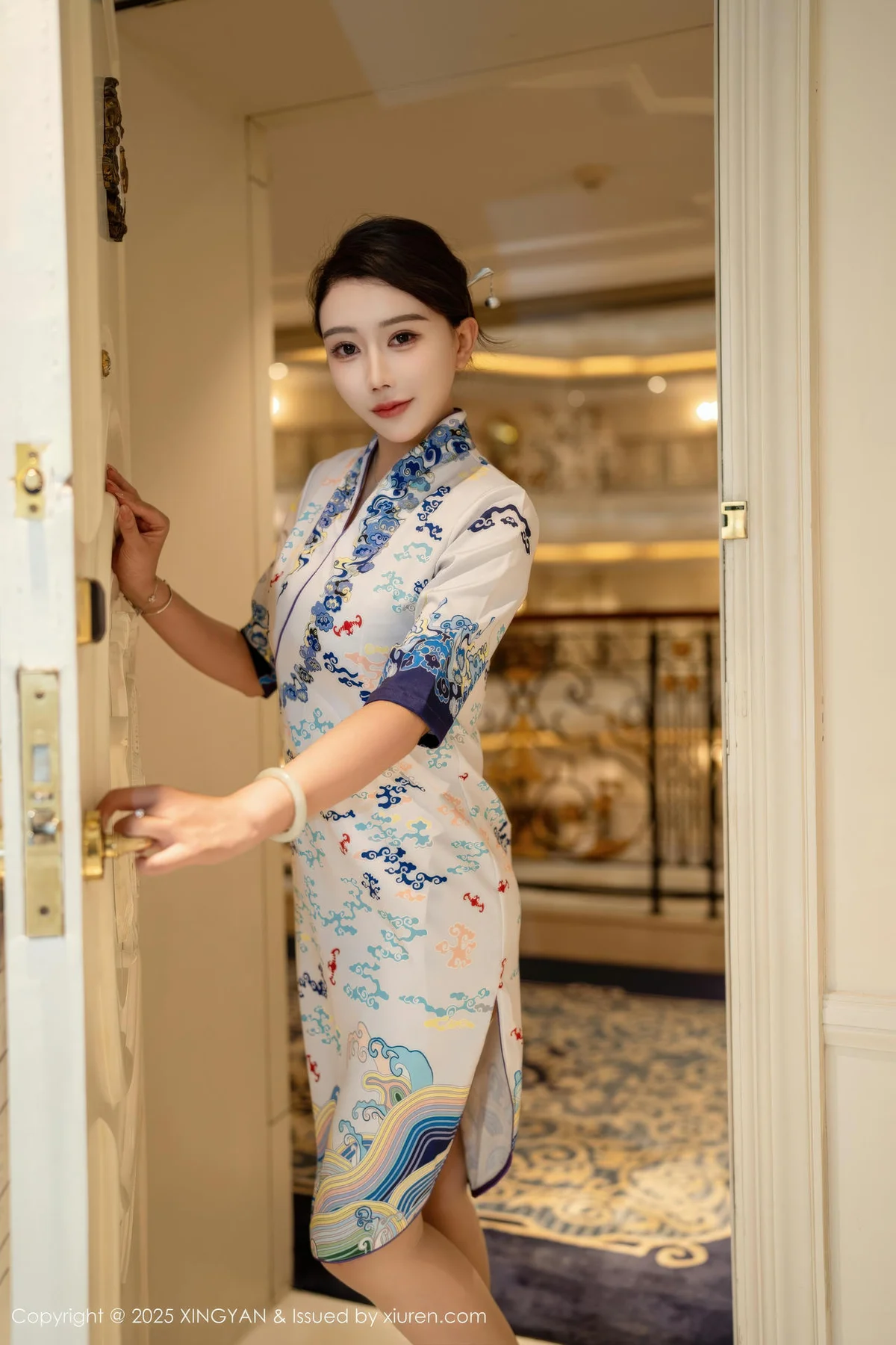 XINGYAN 星颜社 Vol.435 李若汐浅色旗袍魅惑肉丝 - 2