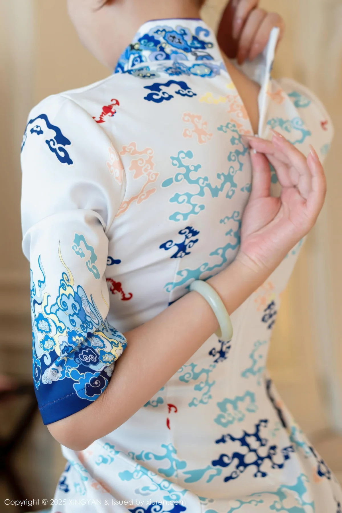 XINGYAN 星颜社 Vol.435 李若汐浅色旗袍魅惑肉丝 - 4