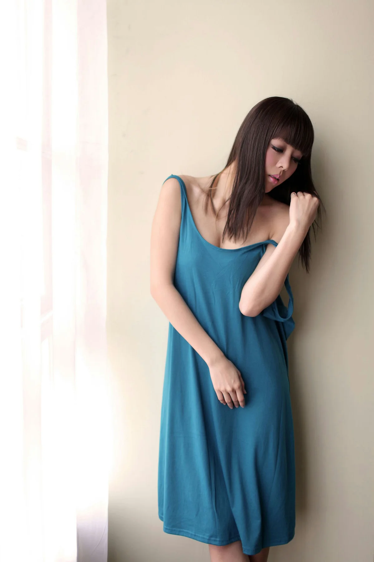 XiuRen 秀人 No.001 Viki 86P/30.2M - 1