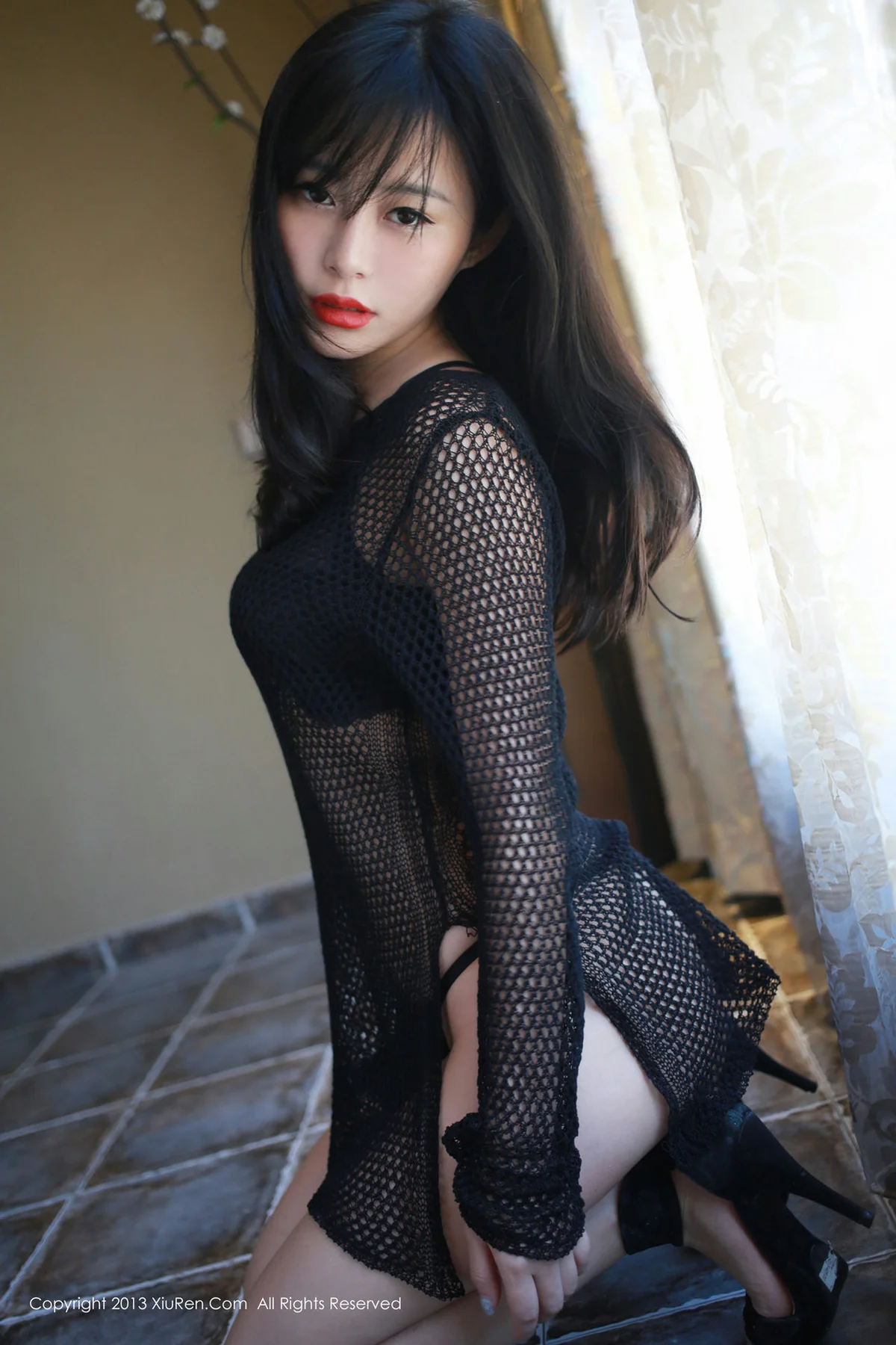 XiuRen 秀人 No.007 易欣viya 70P/69M - 9