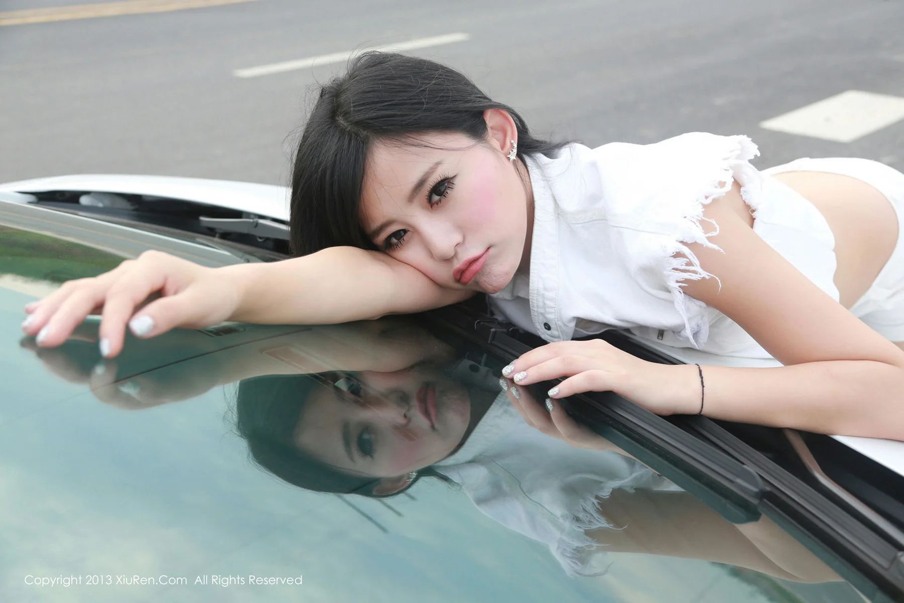 XiuRen 秀人 No.027 易欣viya 103P/119M - 1