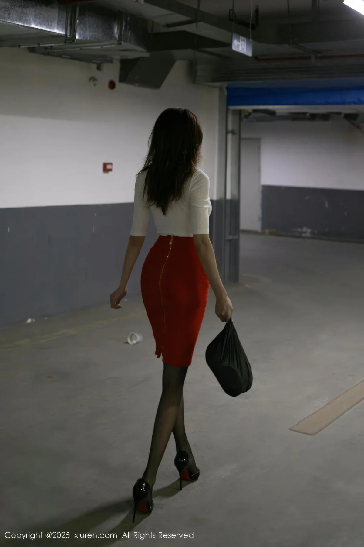 XiuRen 秀人 No.10014 陆萱萱 女神黑丝美腿 - 6