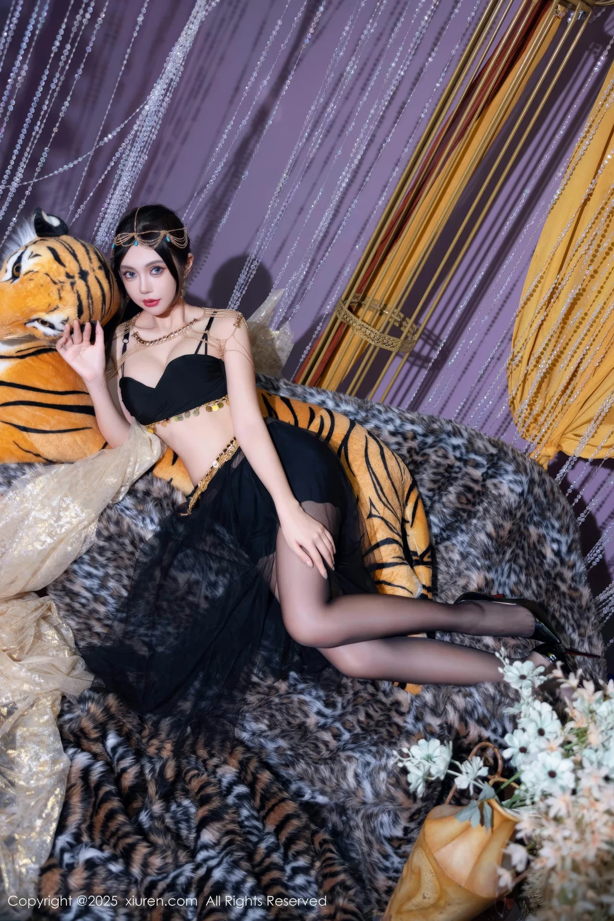 XiuRen 秀人 No.10018 绮里嘉ula 黑丝异域写真 - 7