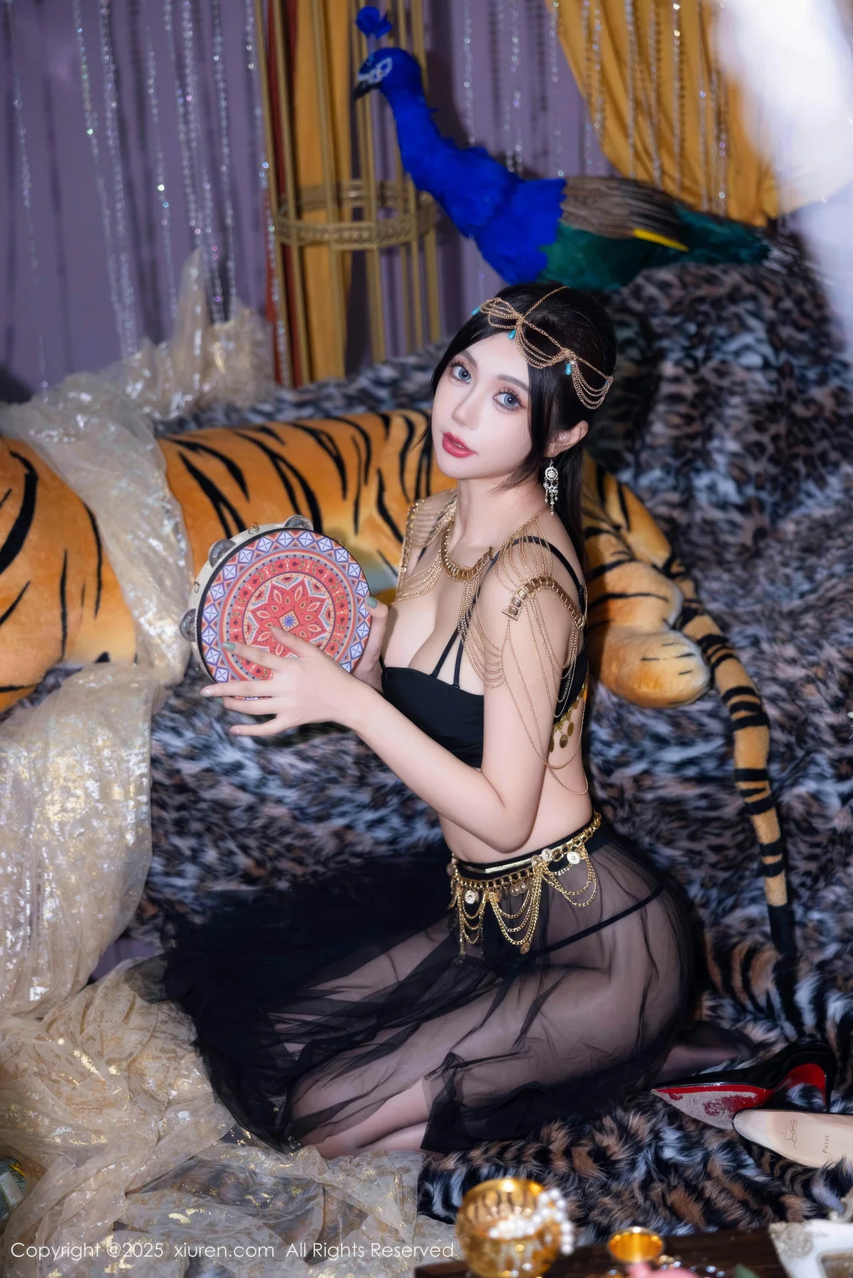 XiuRen 秀人 No.10018 绮里嘉ula 黑丝异域写真 - 4