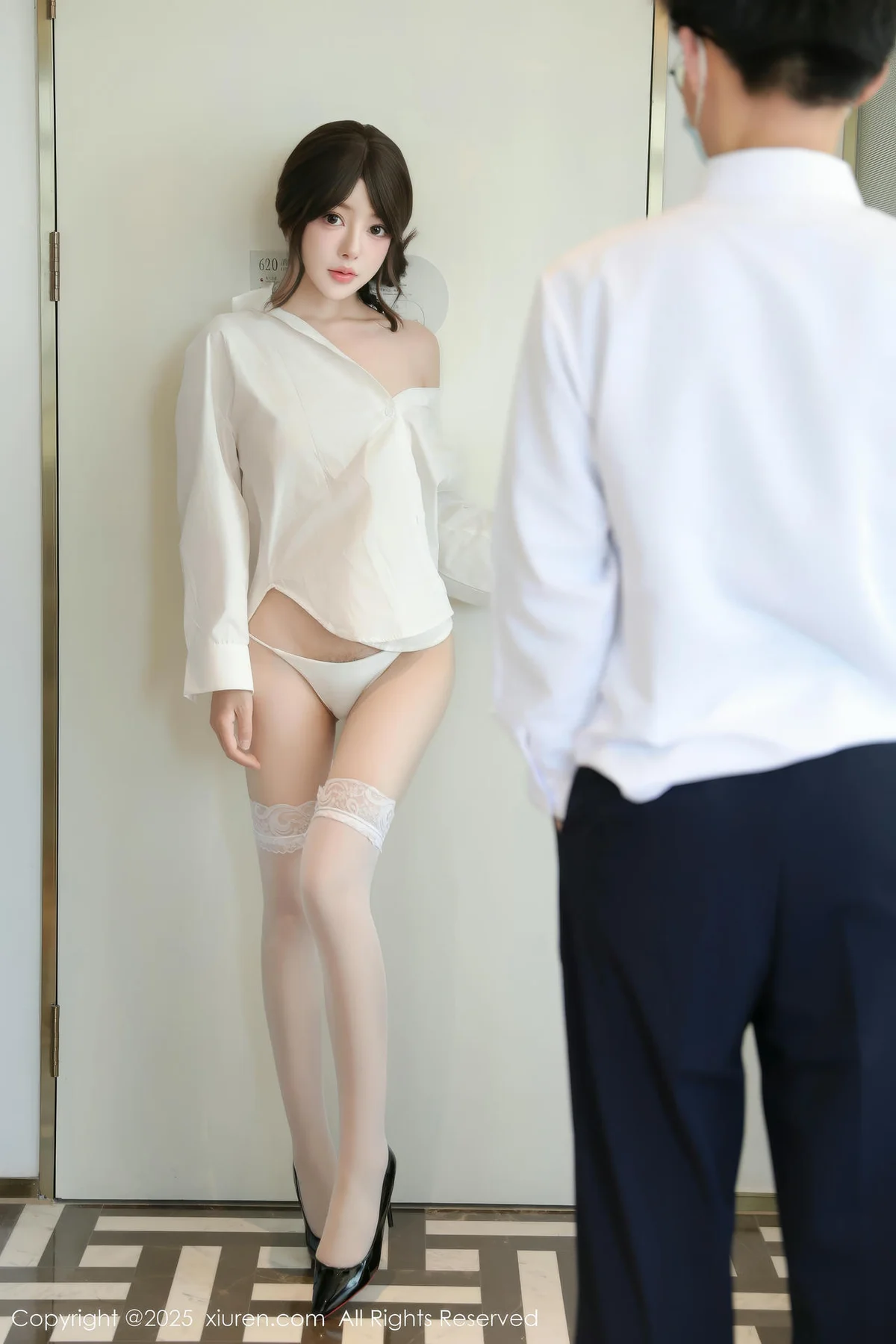 XiuRen 秀人 No.10036 桃妖天 萝莉玉体套图 - 1