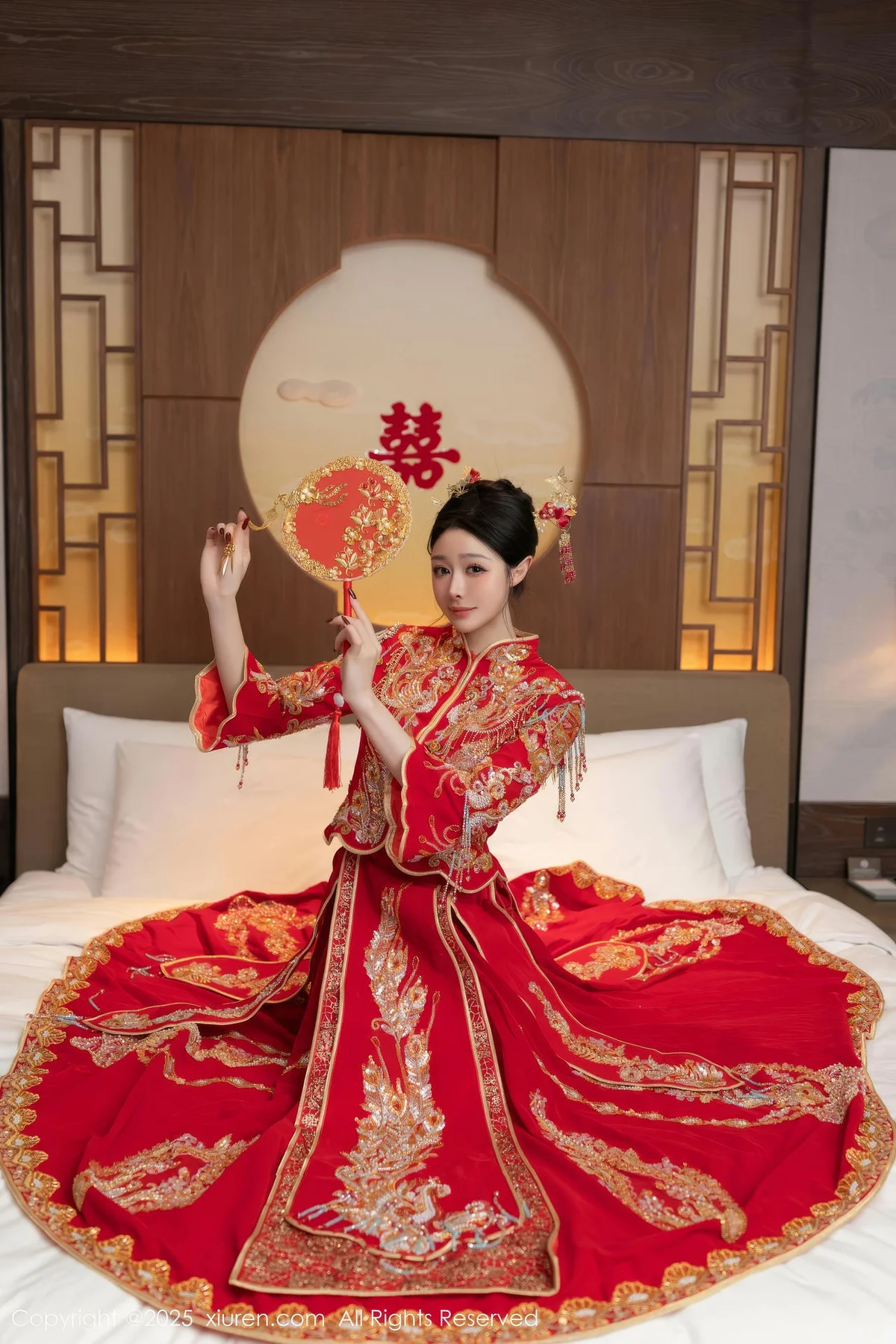 XiuRen 秀人 No.10055 小逗逗 新娘红色秀禾服制服 - 1