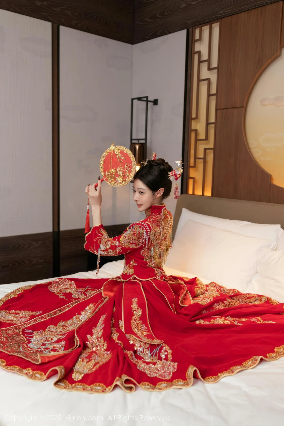 XiuRen 秀人 No.10055 小逗逗 新娘红色秀禾服制服 - 2