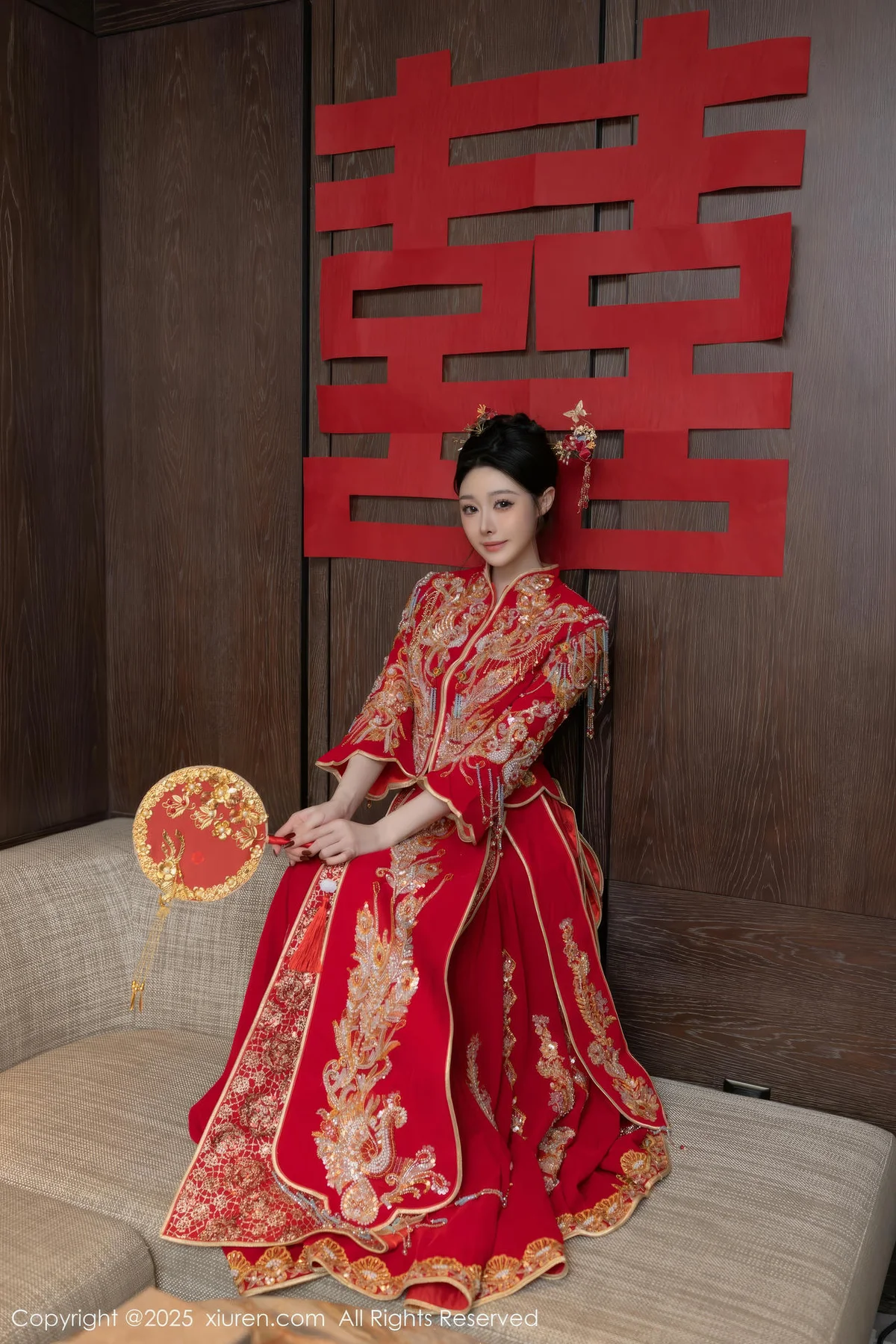 XiuRen 秀人 No.10055 小逗逗 新娘红色秀禾服制服 - 1