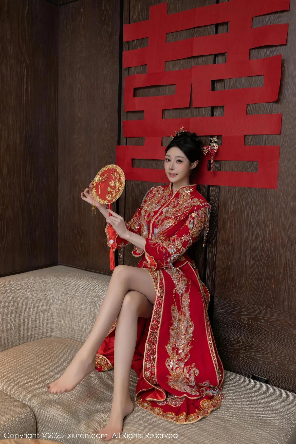 XiuRen 秀人 No.10055 小逗逗 新娘红色秀禾服制服 - 2