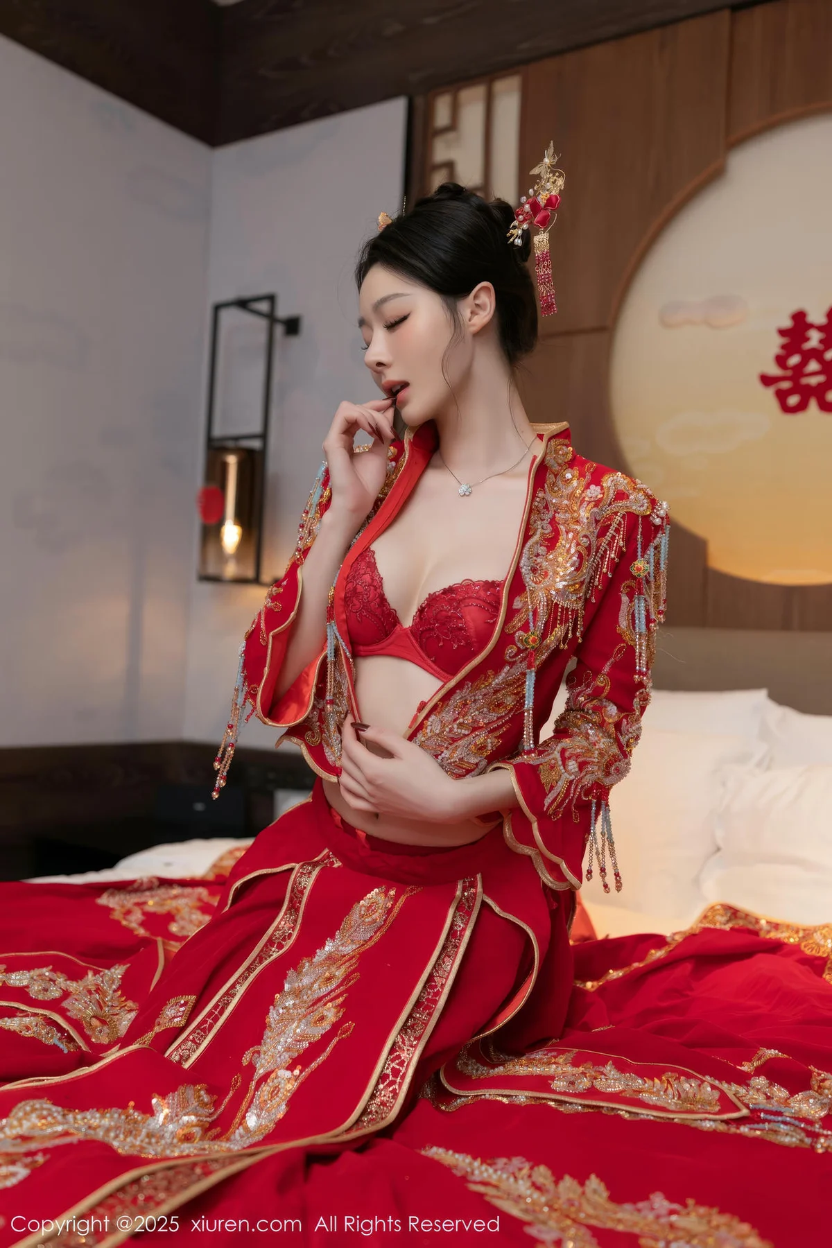 XiuRen 秀人 No.10055 小逗逗 新娘红色秀禾服制服 - 10