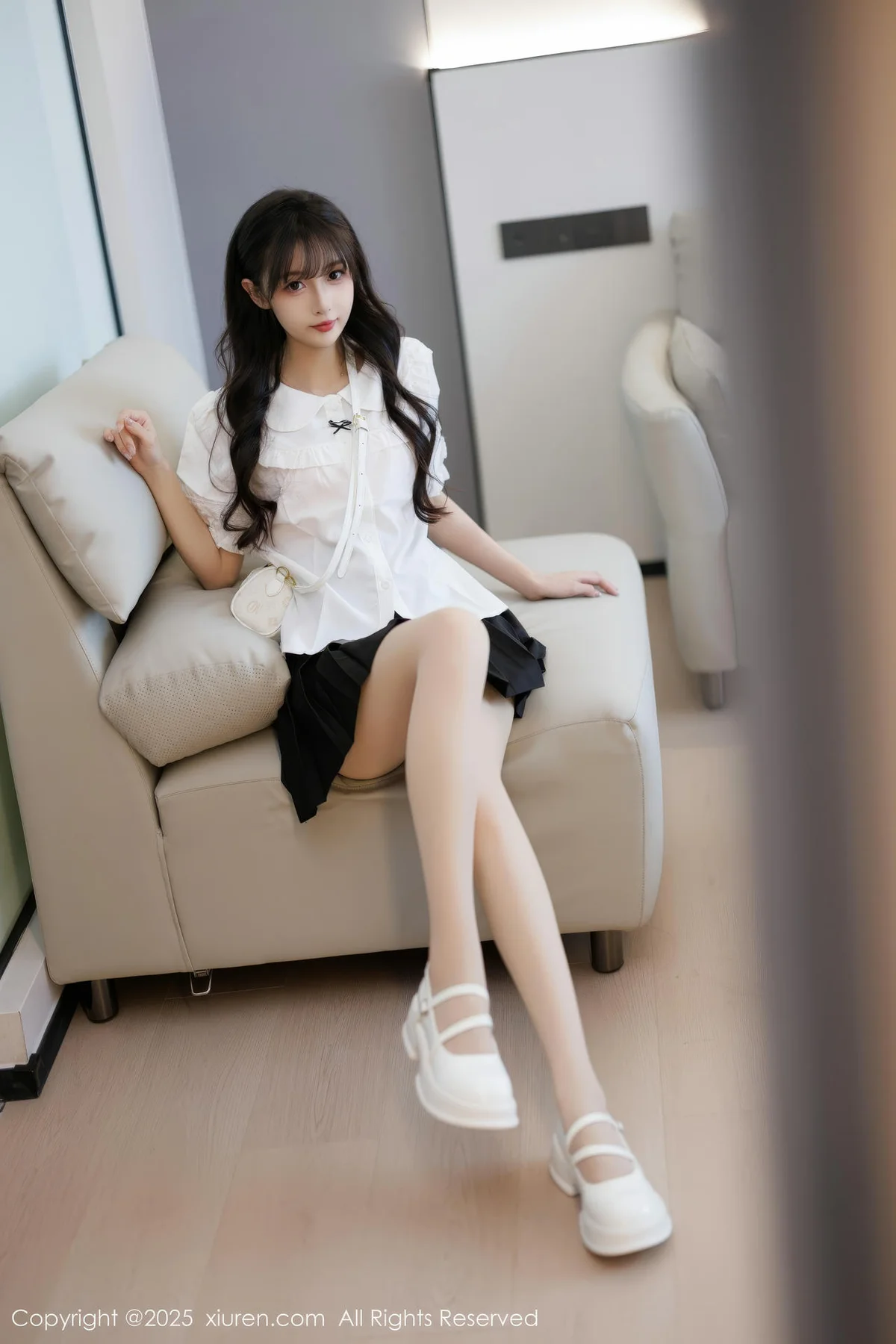 XiuRen 秀人 No.10067 樱桃小阑子 白丝美腿少女 - 6