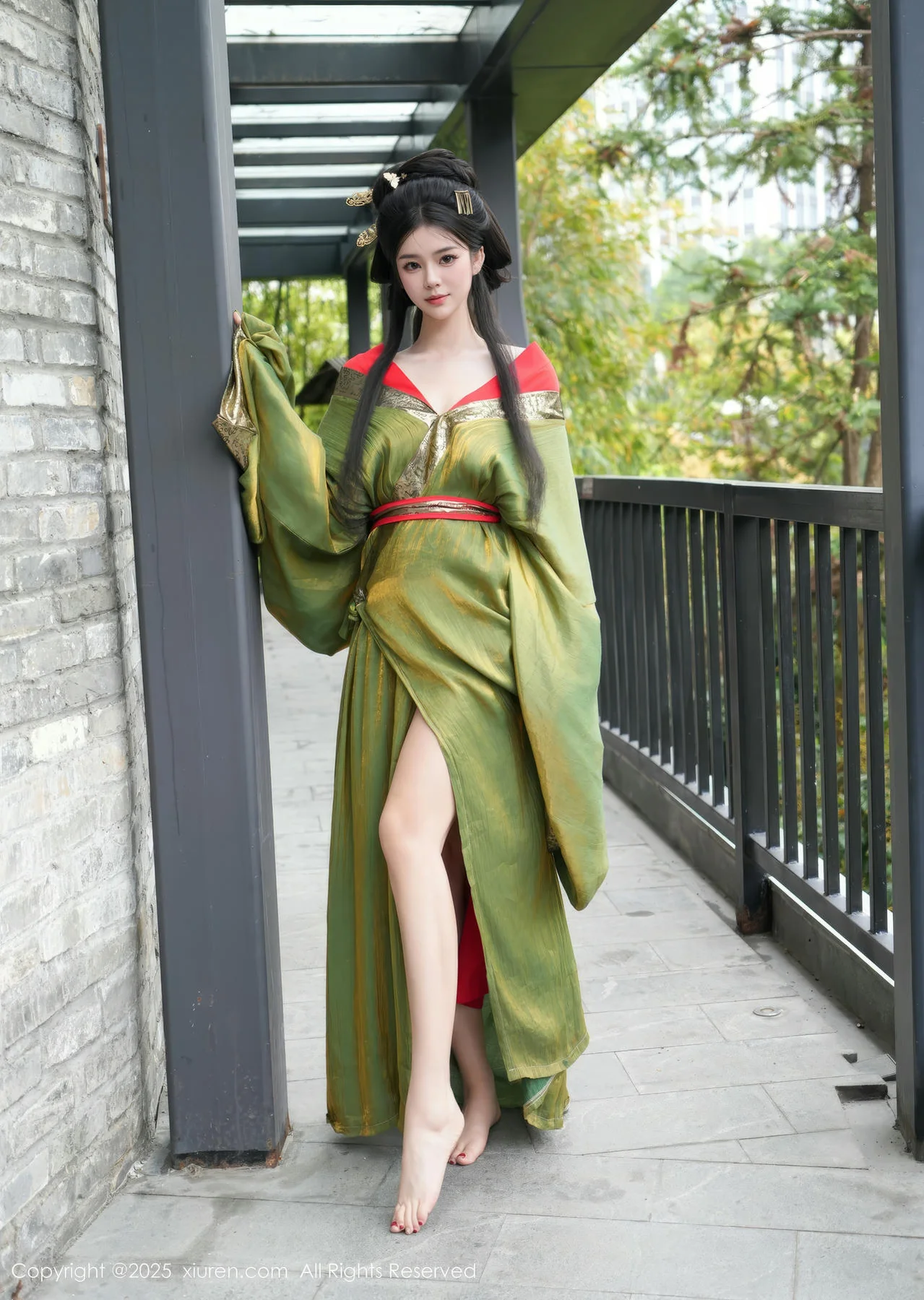 XiuRen 秀人 No.10126 雪糕CiCi 古装制服玉体户外 - 6