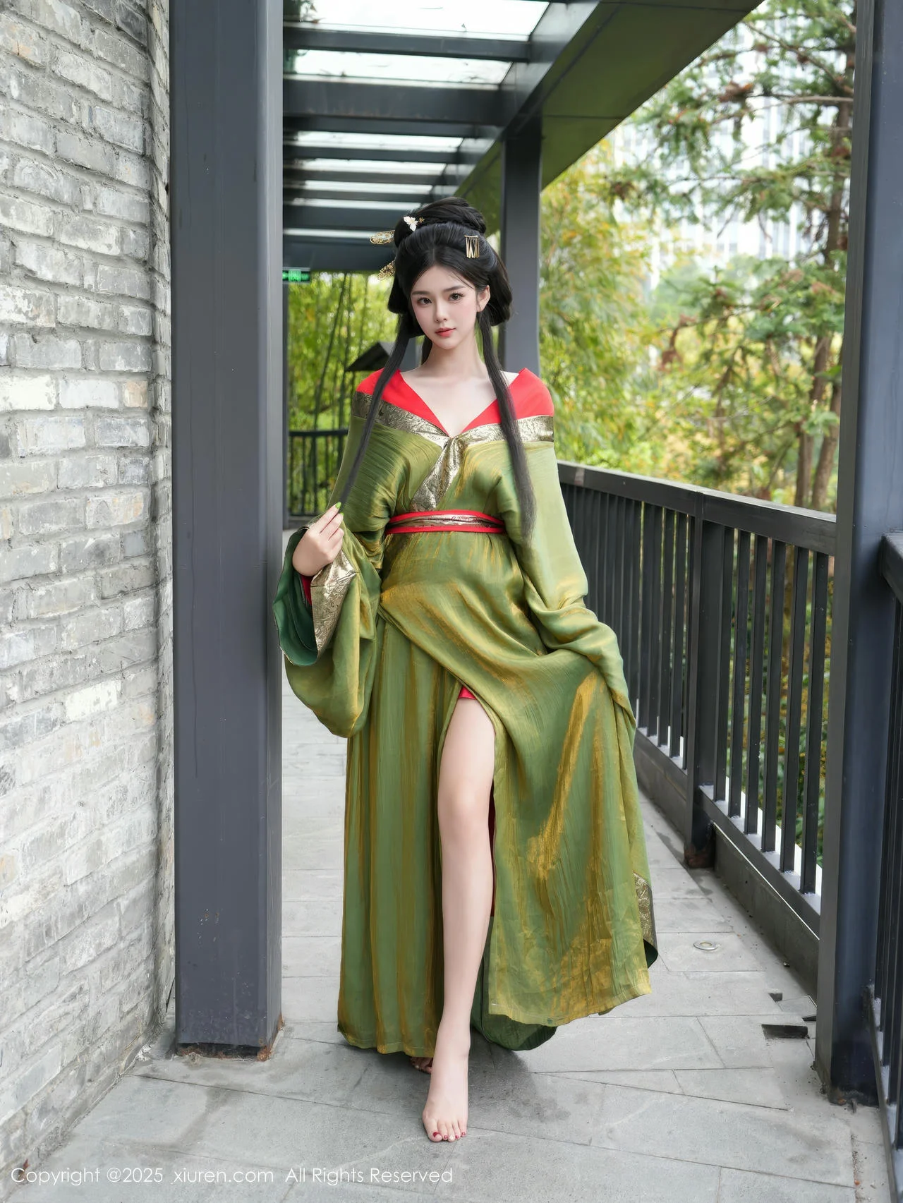 XiuRen 秀人 No.10126 雪糕CiCi 古装制服玉体户外 - 9