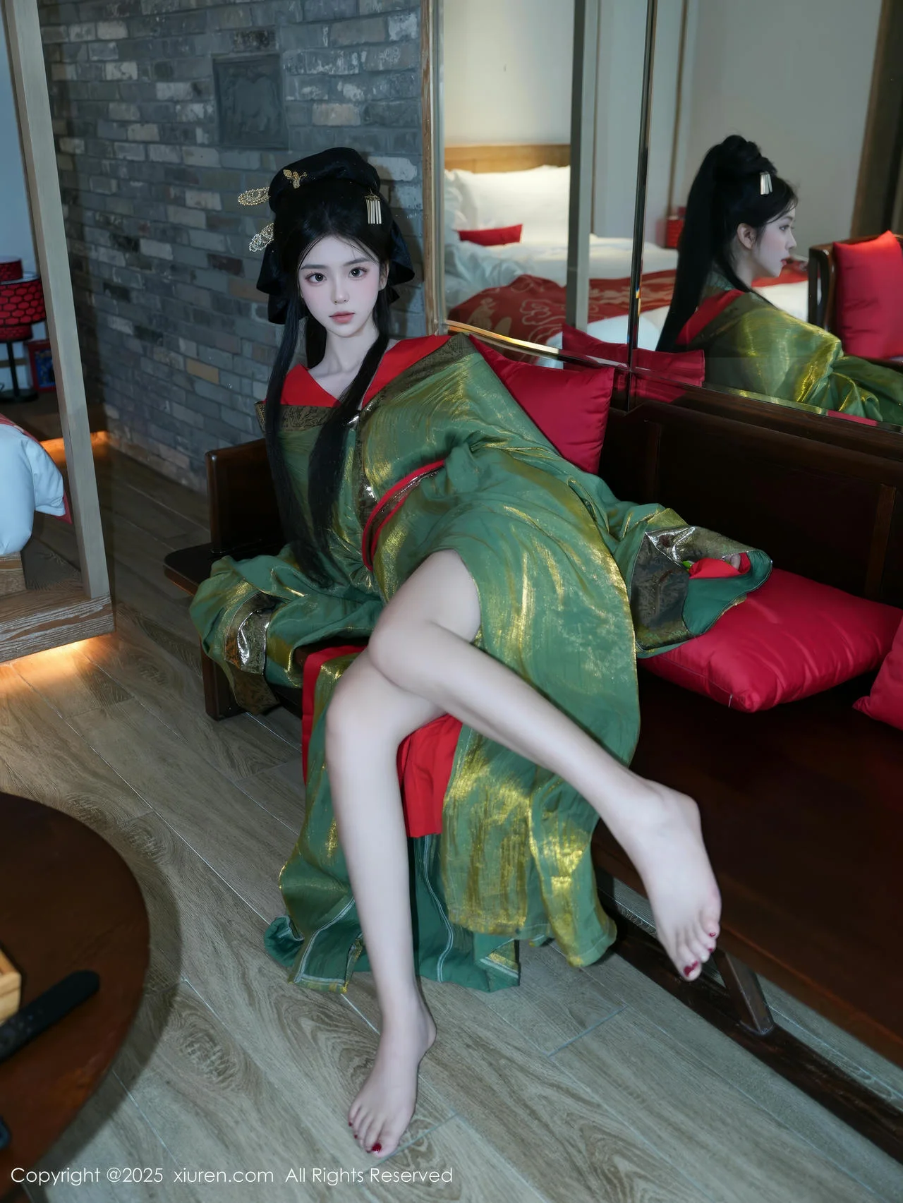 XiuRen 秀人 No.10126 雪糕CiCi 古装制服玉体户外 - 3