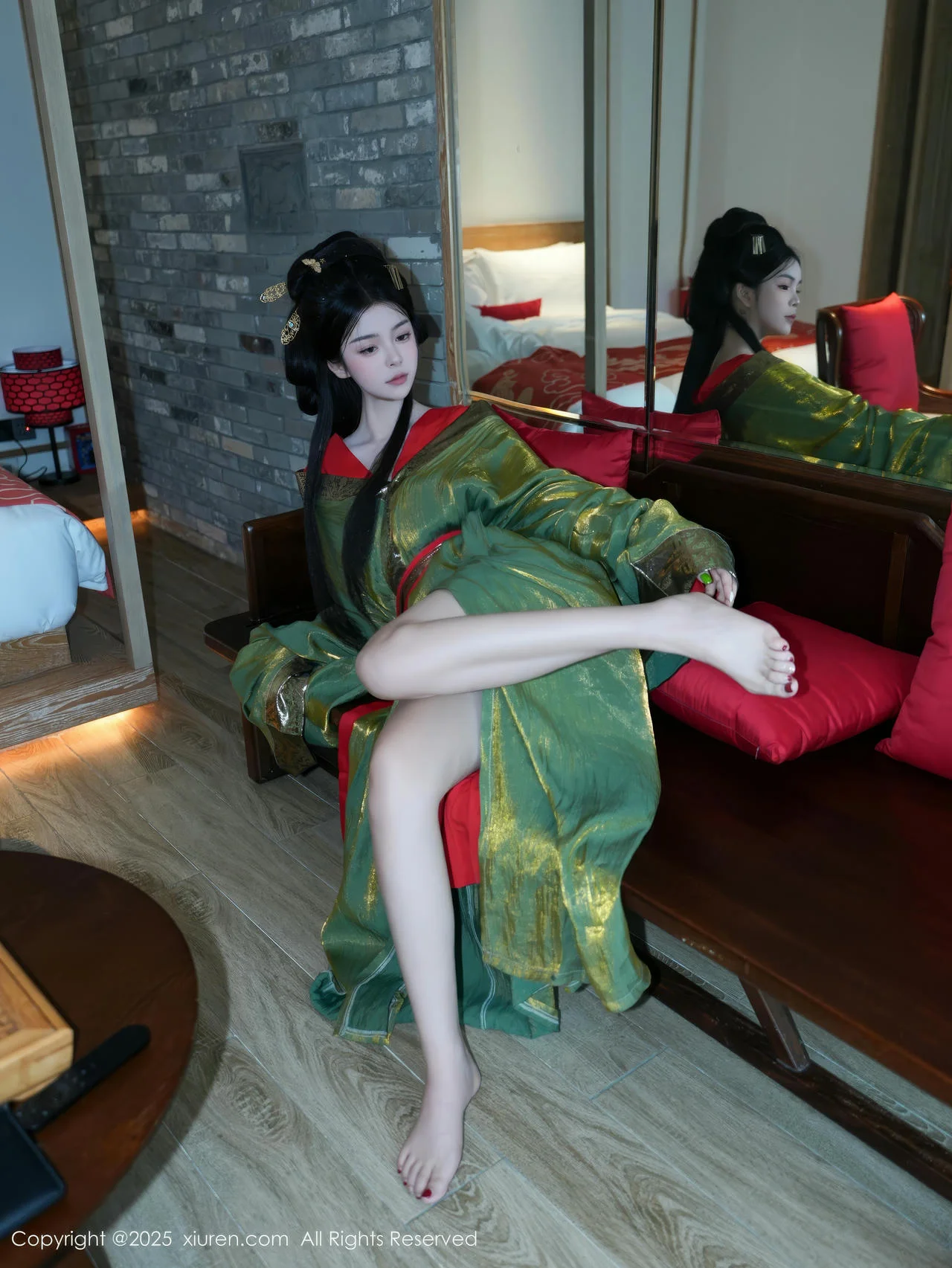 XiuRen 秀人 No.10126 雪糕CiCi 古装制服玉体户外 - 4