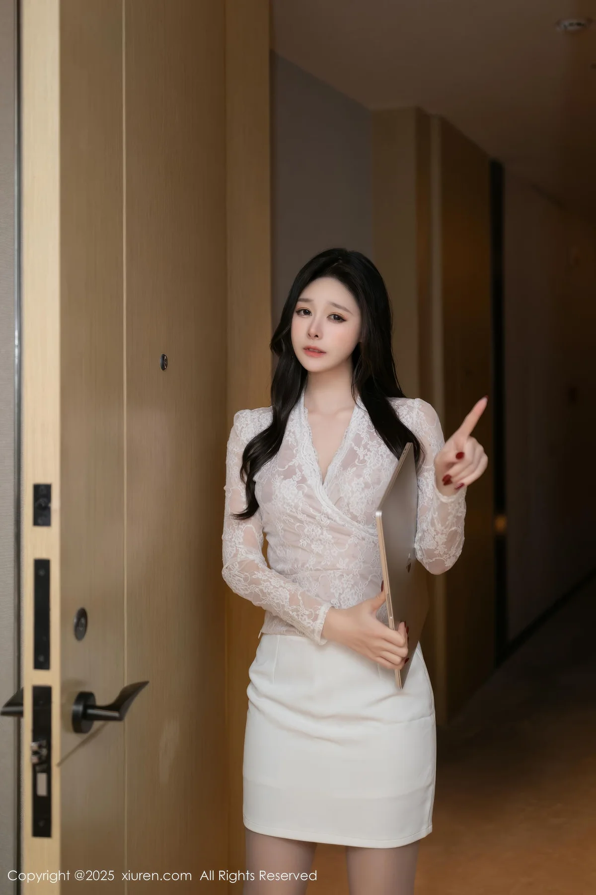 XiuRen 秀人 No.10143 小逗逗 私房内衣美女 - 2