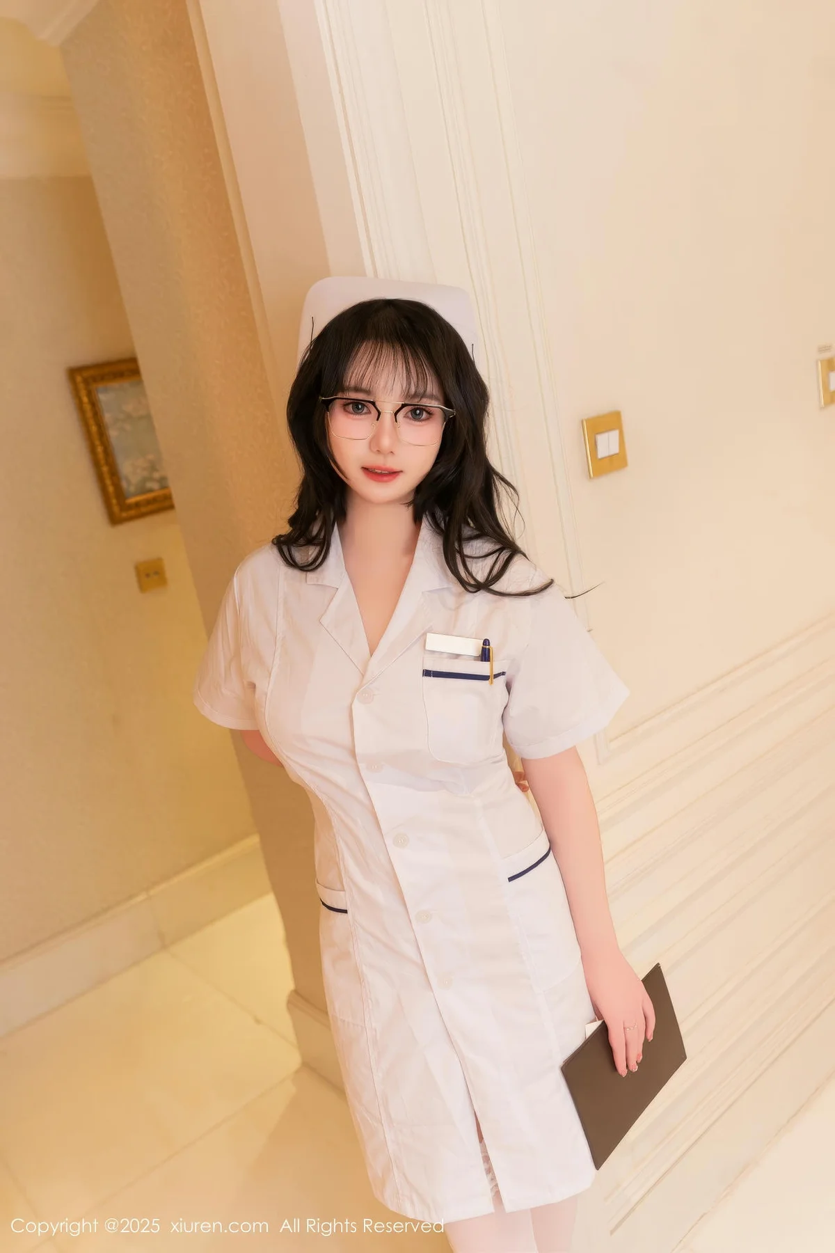 XiuRen 秀人 No.10152 软情 字母圈小护士撒娇室内调教撕扯系列 - 1