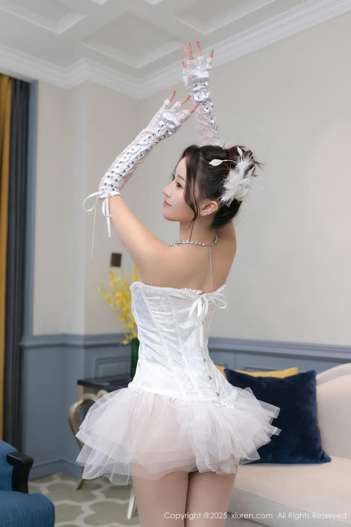 XiuRen 秀人 No.10161 杏子Yada 白色连衣短裙 - 3