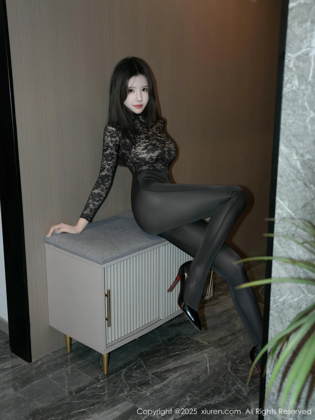 XiuRen 秀人 No.10171 袁圆 黑色蕾丝服饰连体衣 - 3