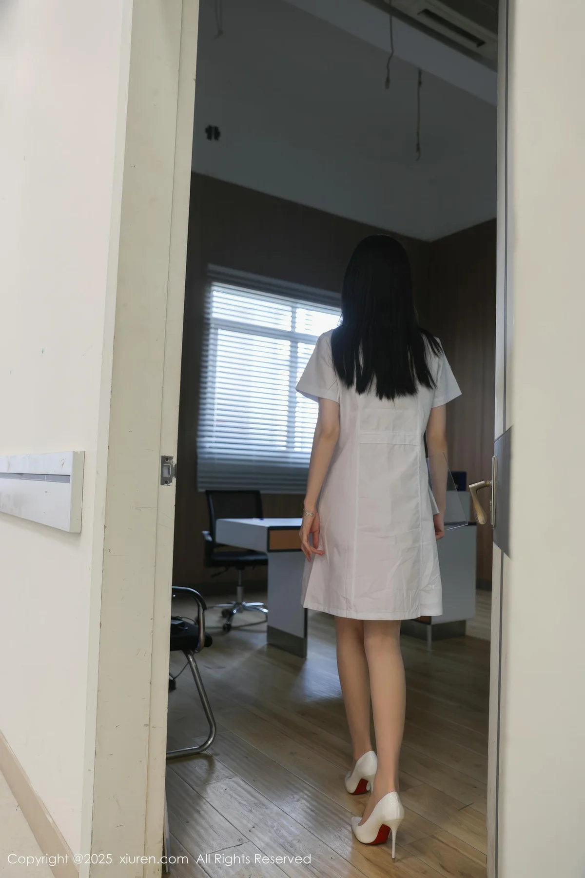 XiuRen 秀人 No.10190 布丁wow 白色护士制服 - 7