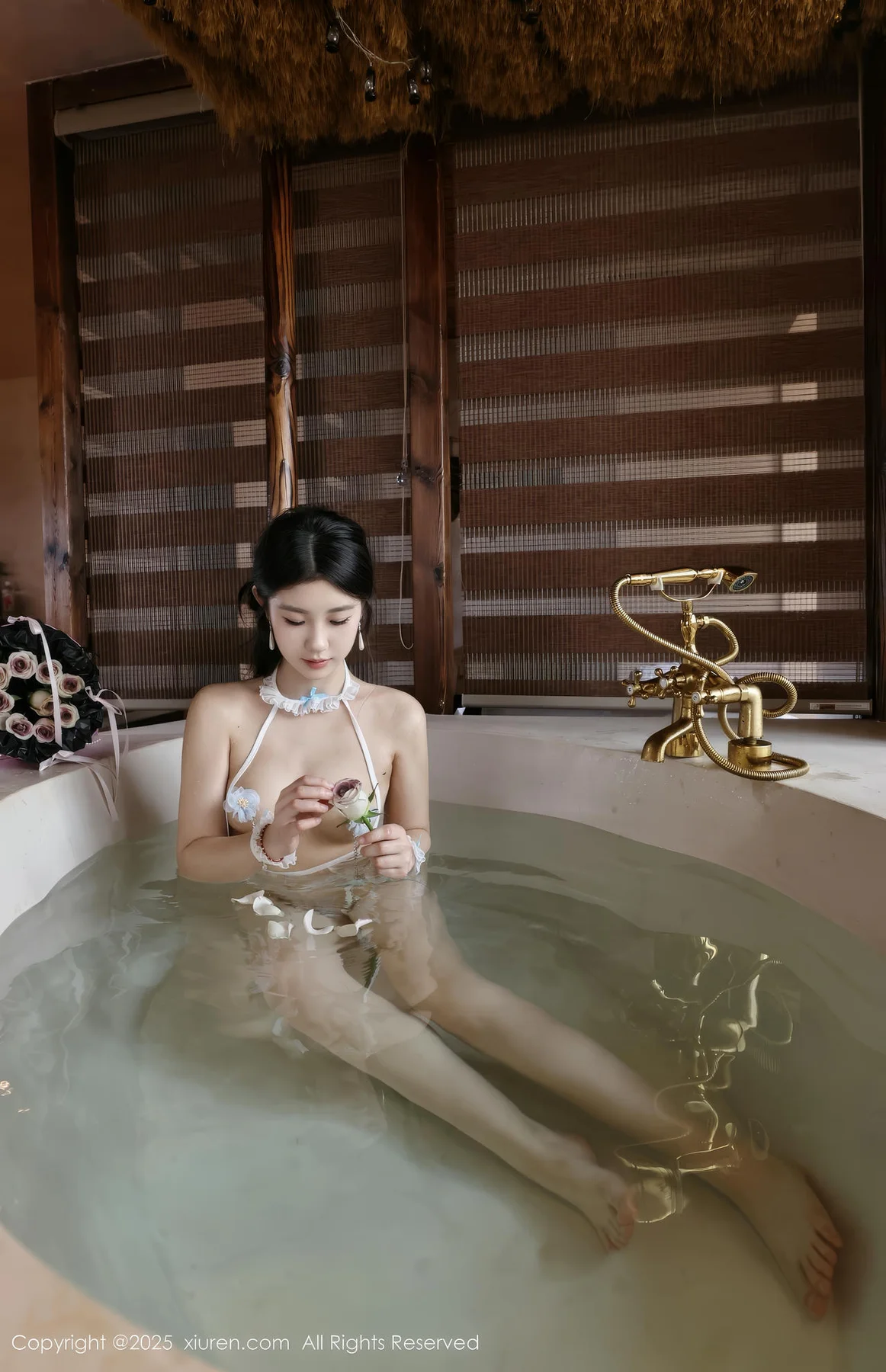 XiuRen 秀人 No.10199 小芭乐 温泉场景拍摄 - 8