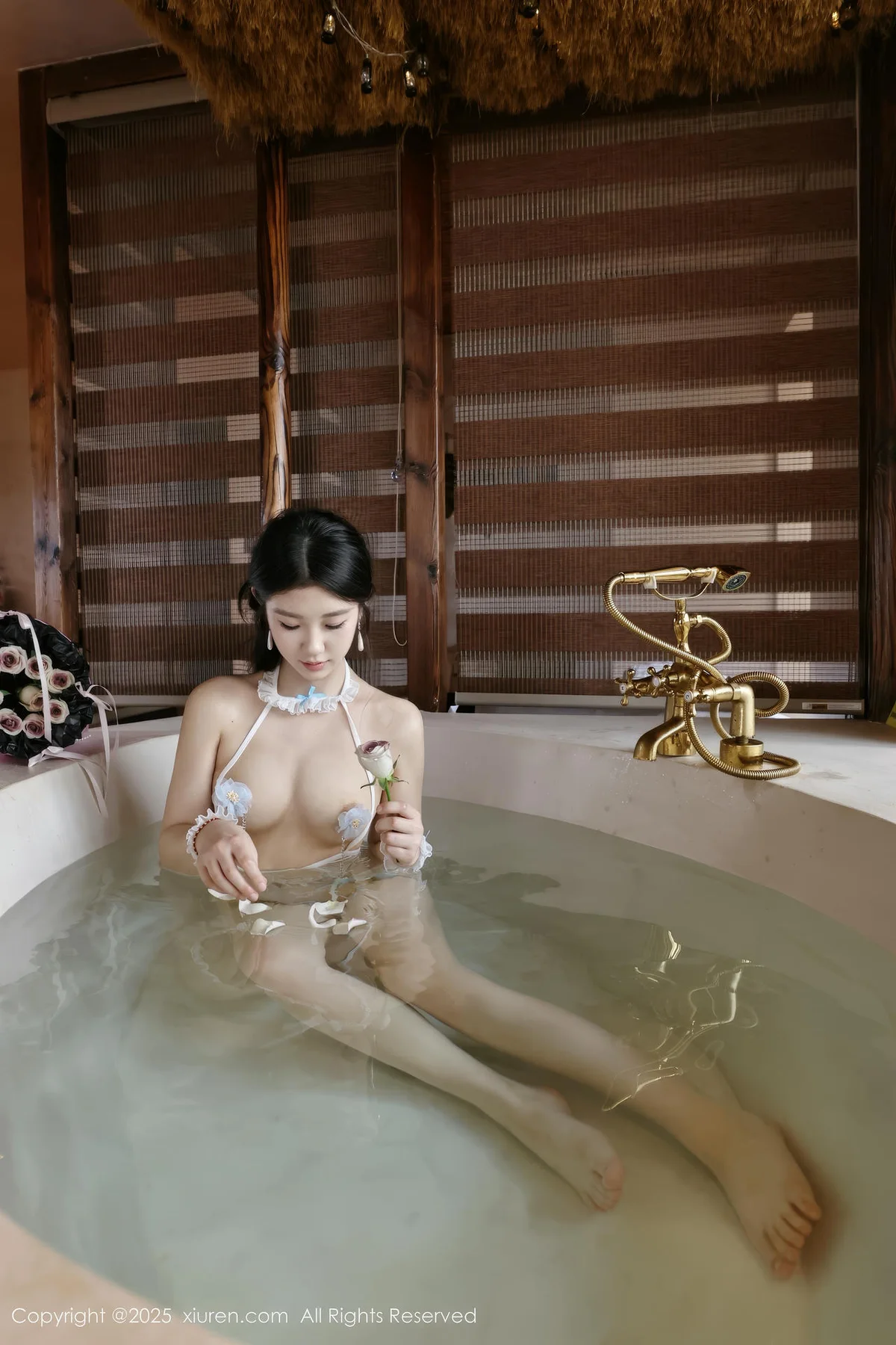 XiuRen 秀人 No.10199 小芭乐 温泉场景拍摄 - 9