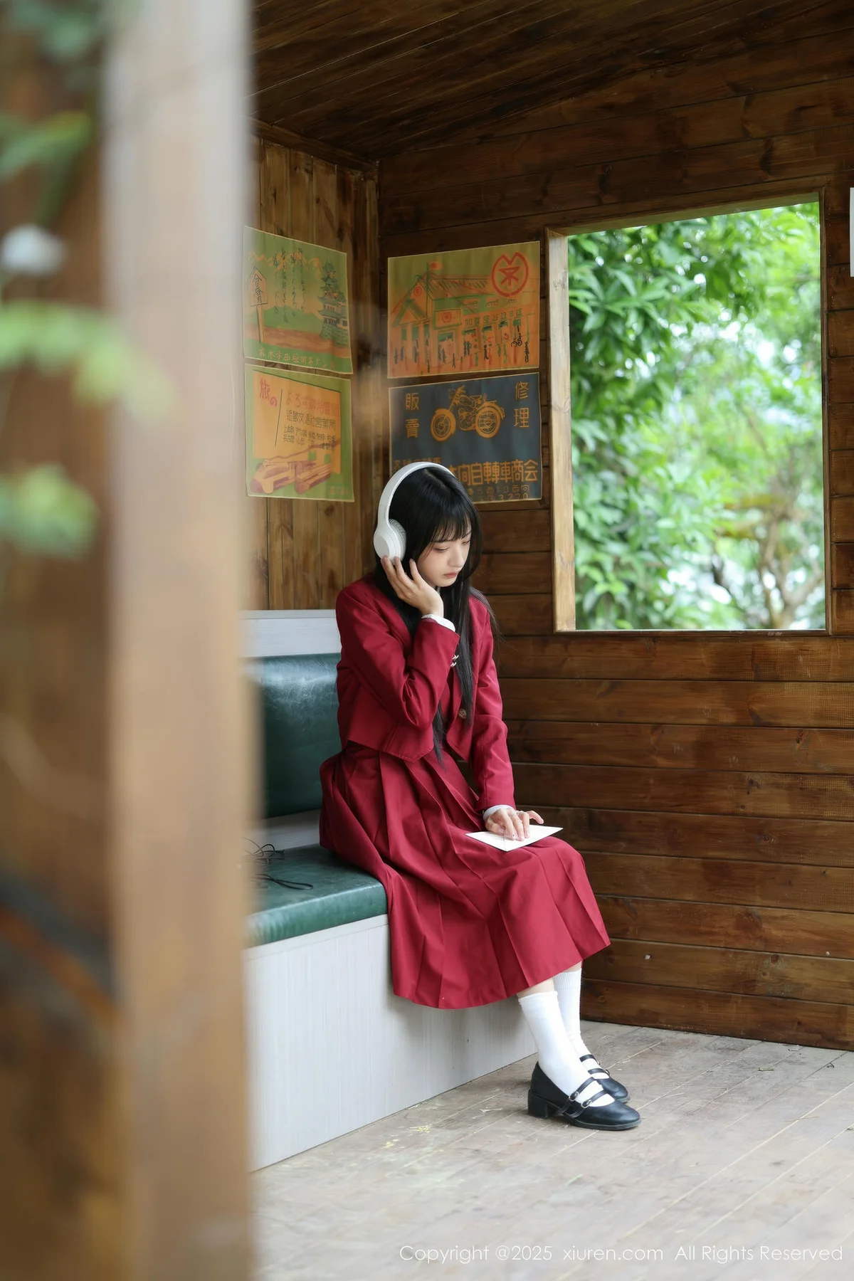 XiuRen 秀人 No.10215 茂木希子 新人红色裙子肉色丝袜 - 1