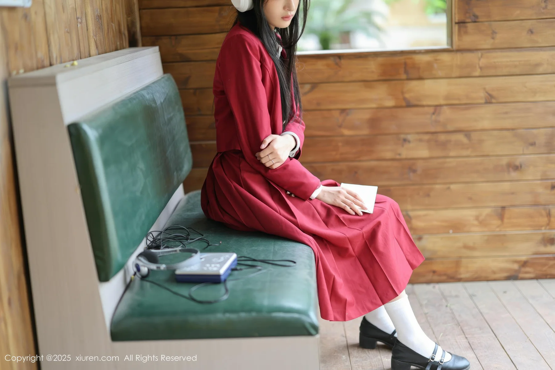 XiuRen 秀人 No.10215 茂木希子 新人红色裙子肉色丝袜 - 3