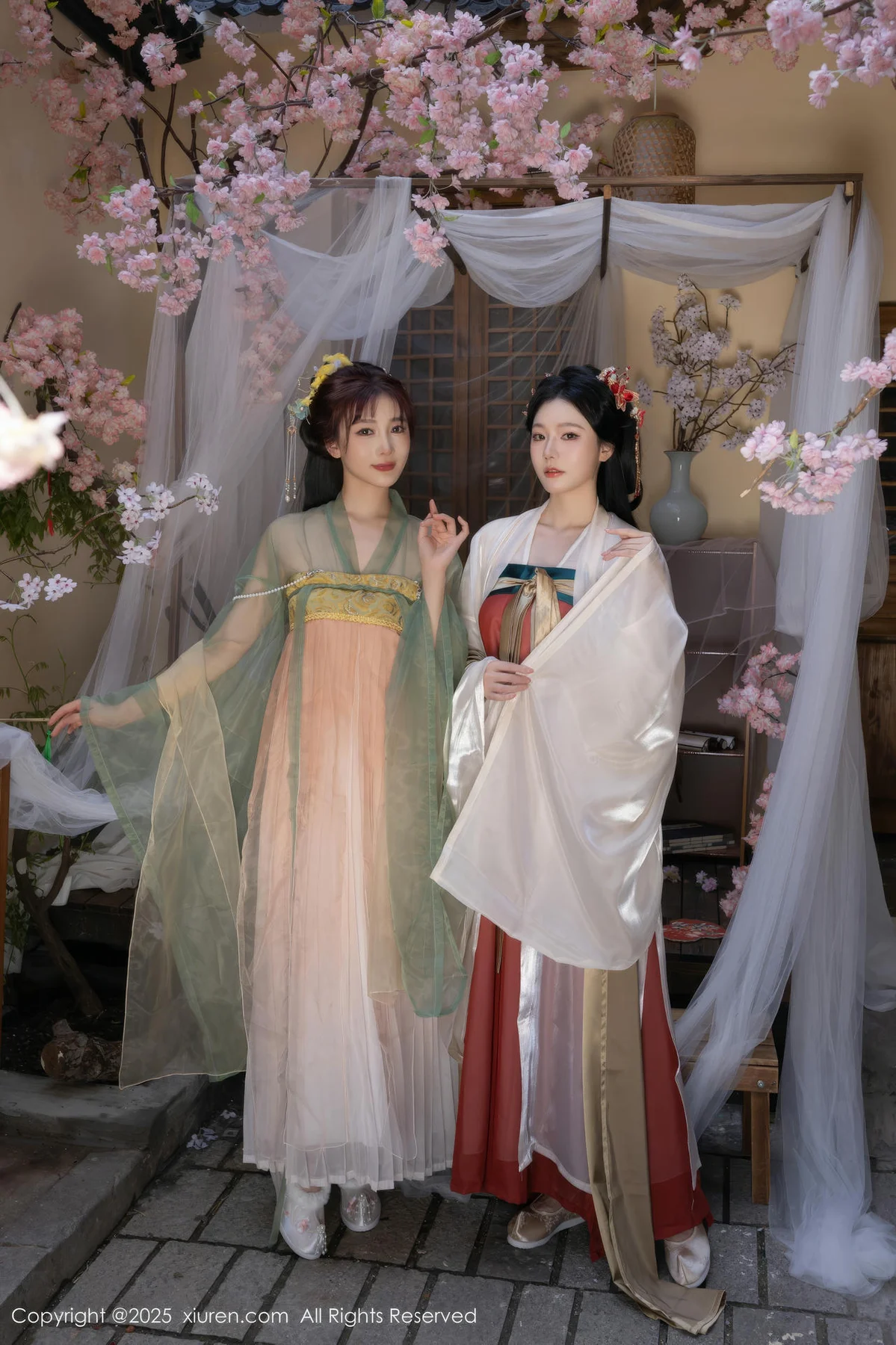XiuRen 秀人 No.10223 陆萱萱和安然anran 激情互动性感古装 - 2