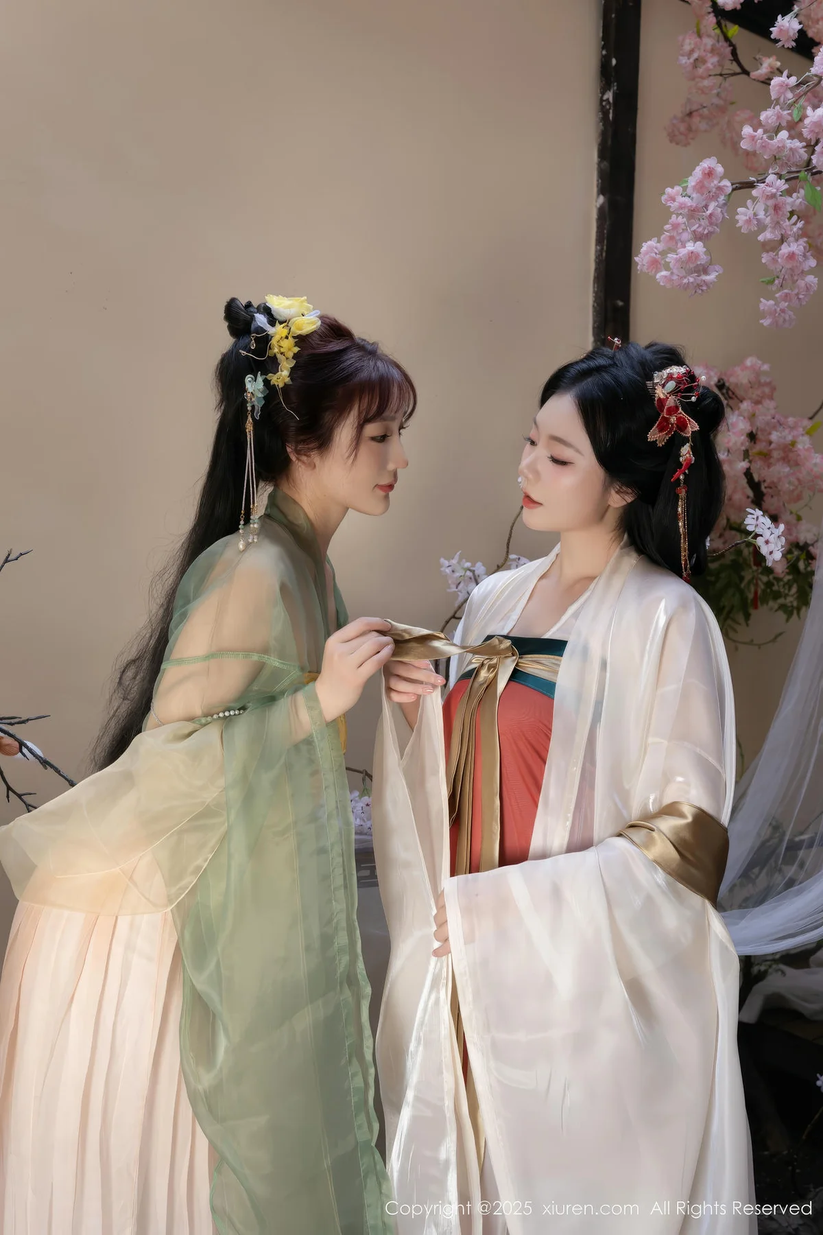 XiuRen 秀人 No.10223 陆萱萱和安然anran 激情互动性感古装 - 3