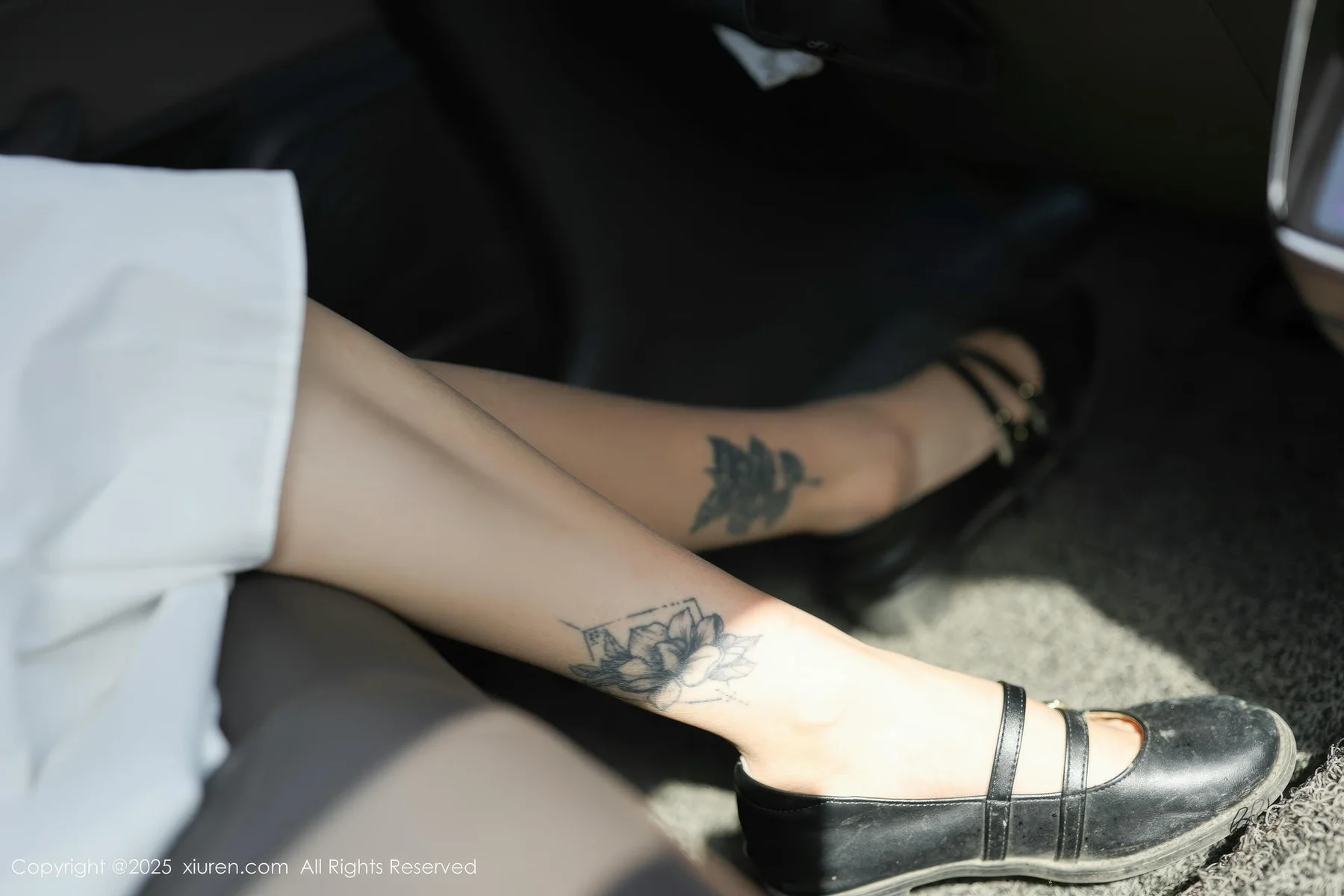 XiuRen 秀人 No.10247 茂木希子 诱人肉色丝袜 - 4