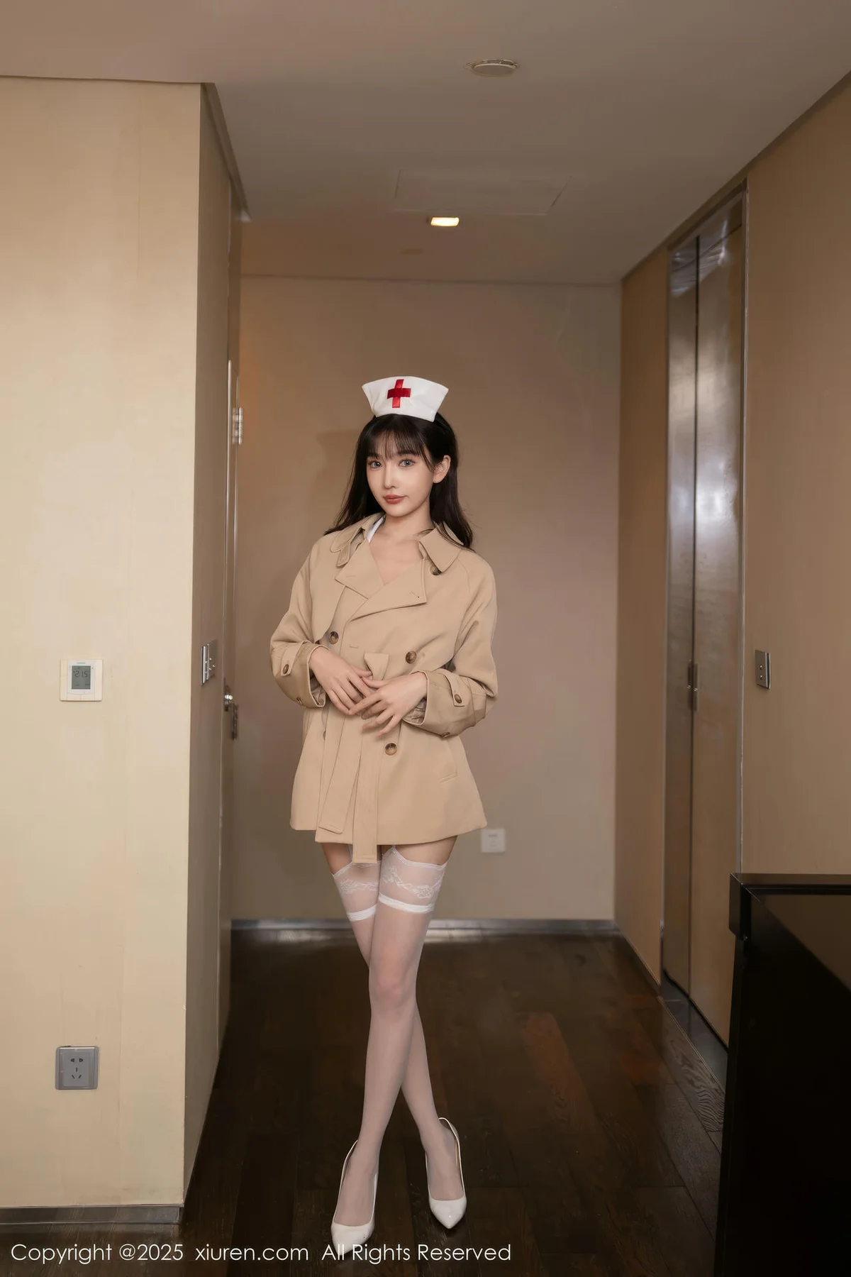 XiuRen 秀人 No.10252 陆萱萱 白色情趣护士服 - 1