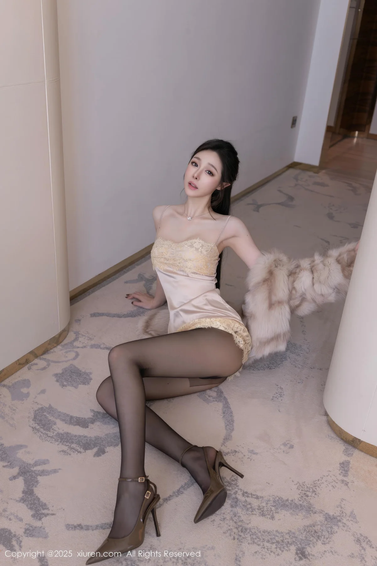XiuRen 秀人 No.10259 小逗逗 浅色吊带迷人丽质 - 7