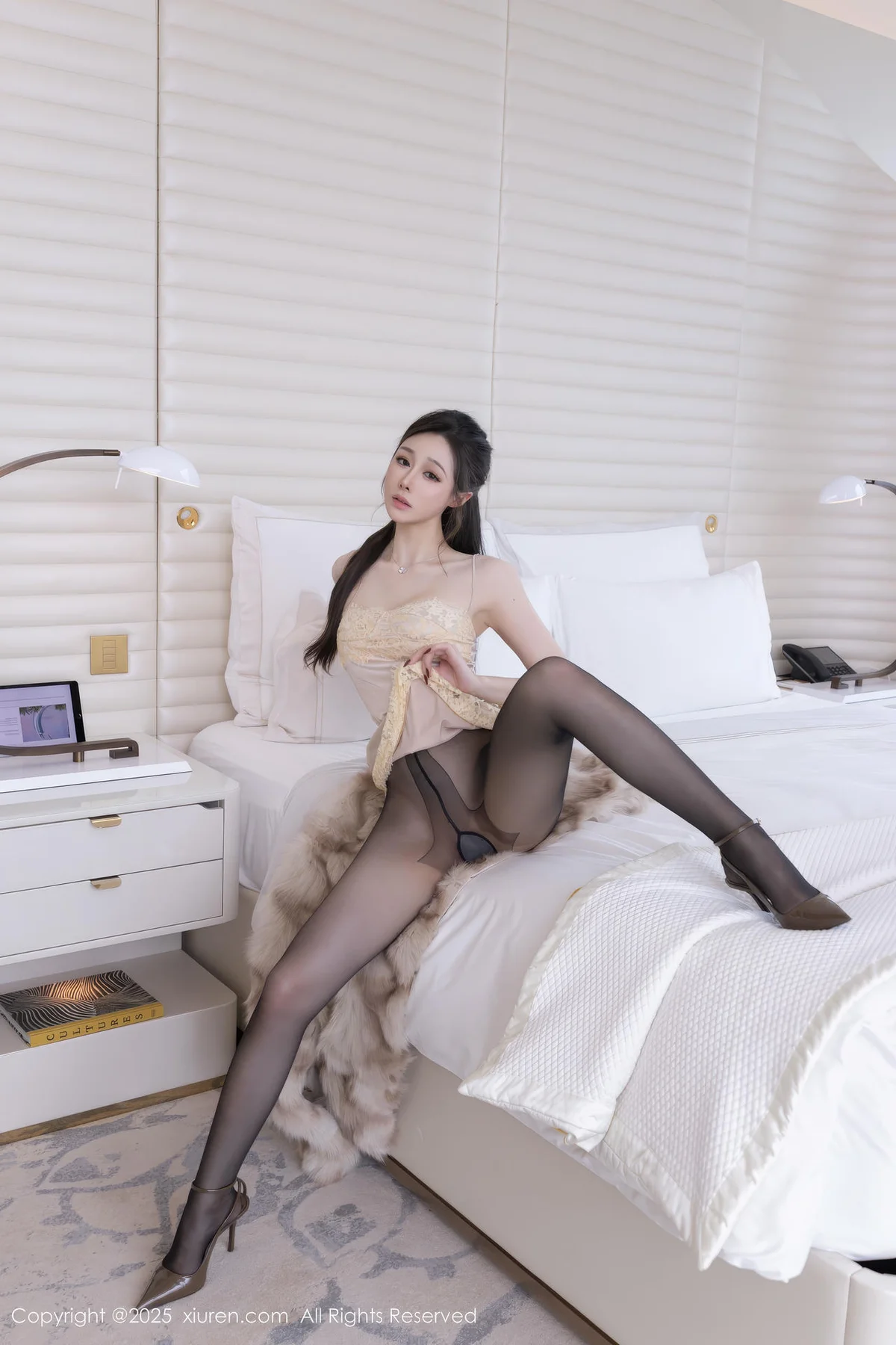 XiuRen 秀人 No.10259 小逗逗 浅色吊带迷人丽质 - 4