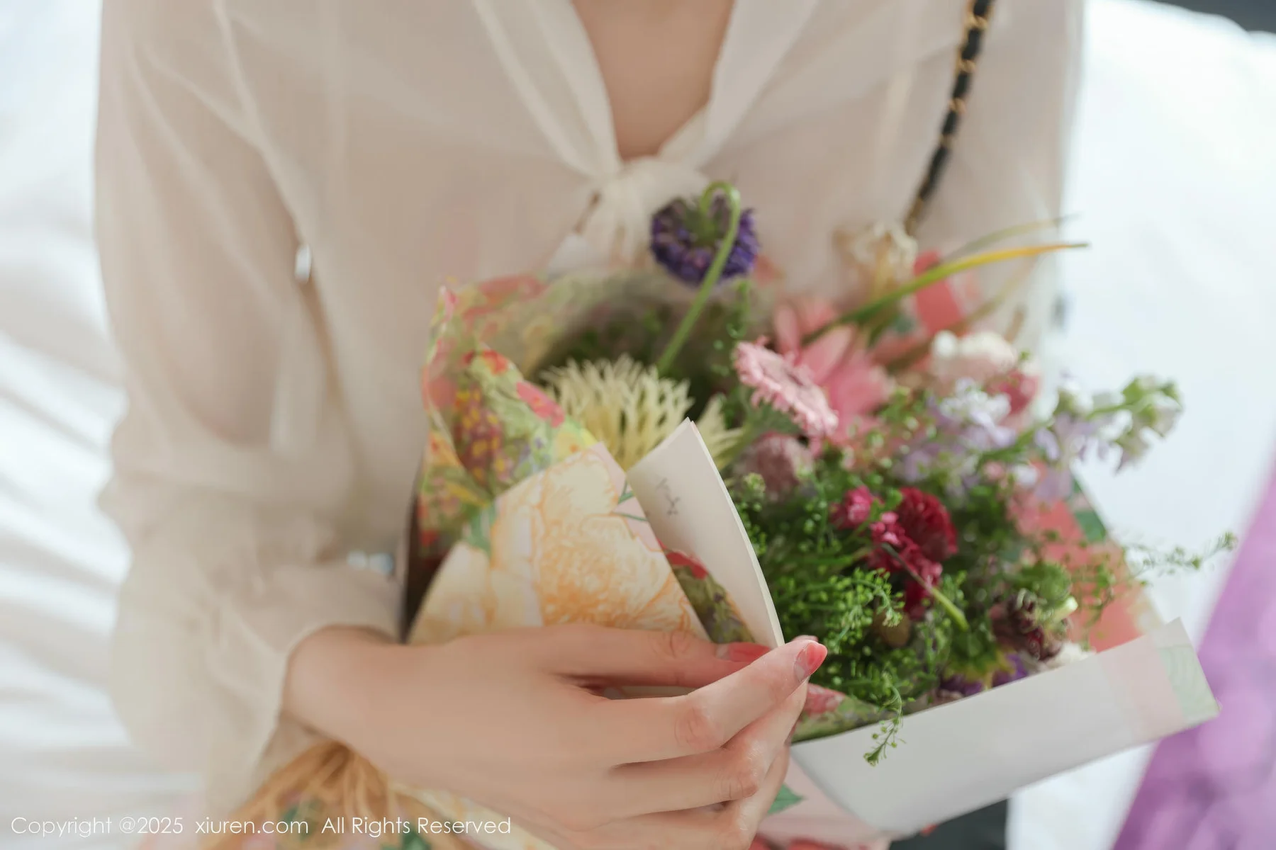 XiuRen 秀人 No.10319 布丁wow 白色上衣黑色短裙 - 8