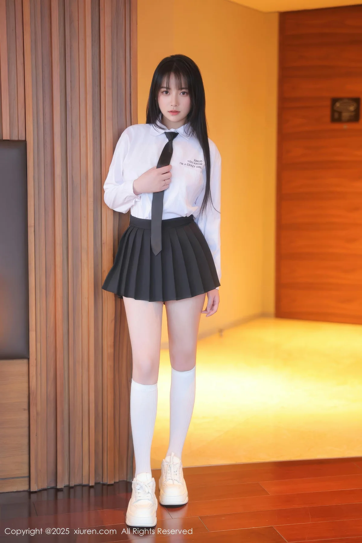 XiuRen 秀人 No.10335 软情 诱人白色丝袜 - 1