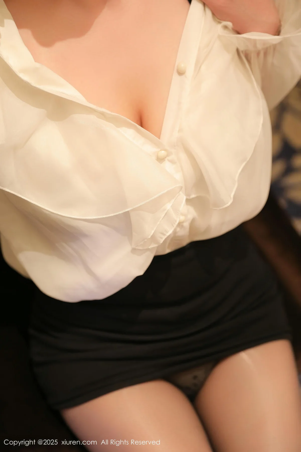 XiuRen 秀人 No.10342 小肉肉咪 OL魅惑黑丝 - 9