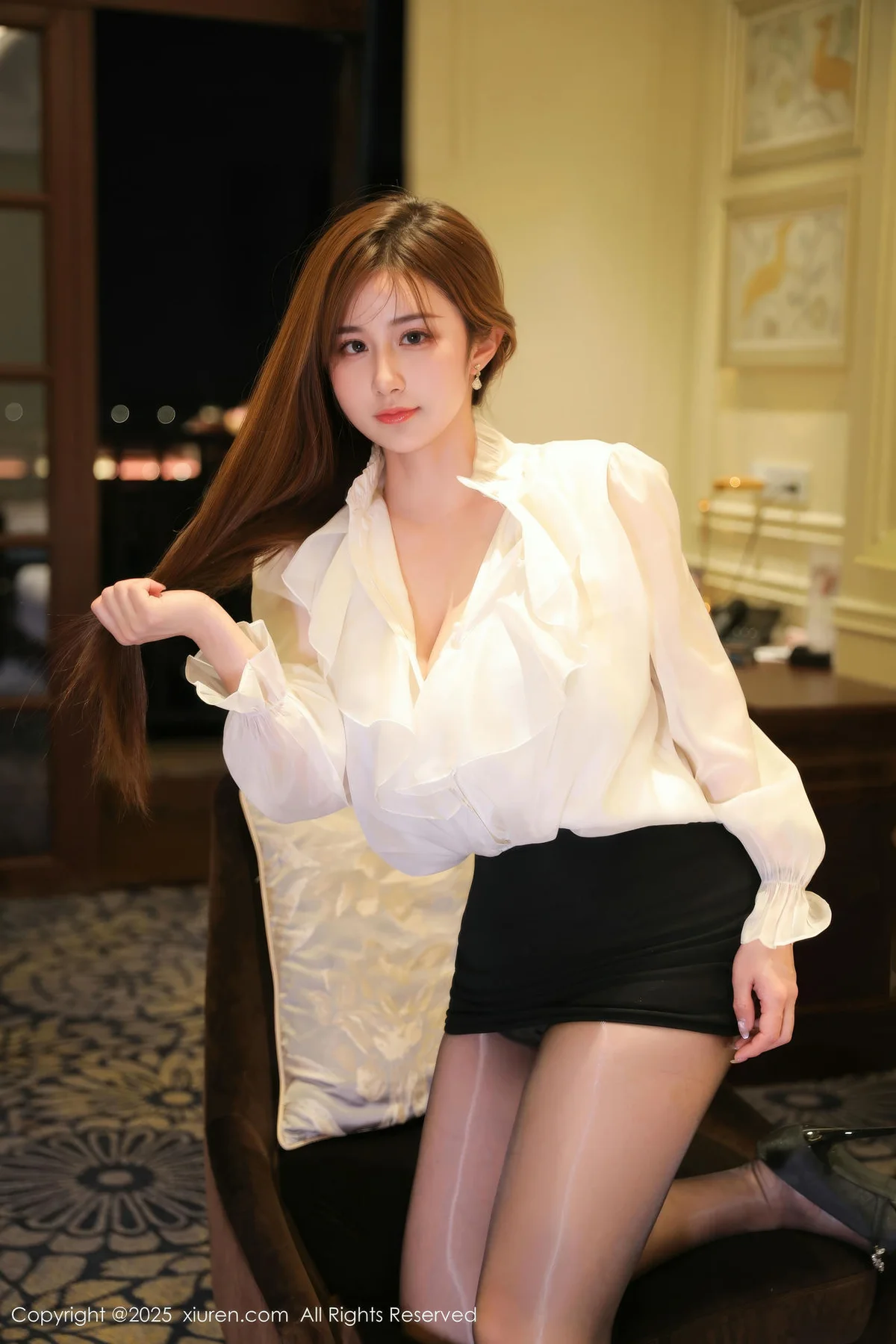 XiuRen 秀人 No.10342 小肉肉咪 OL魅惑黑丝 - 4