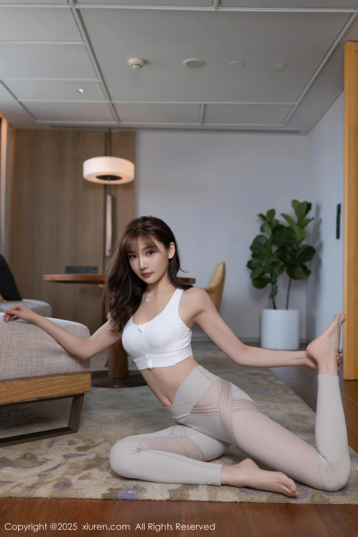 XiuRen 秀人 No.10343 陆萱萱 浅色运动服 - 1