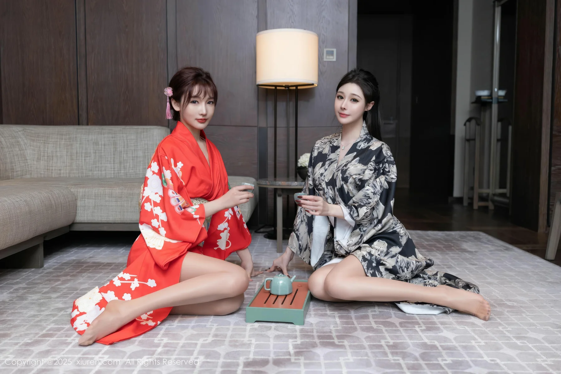 XiuRen 秀人 No.10352 小逗逗和陆萱萱 和服激情互动 - 1