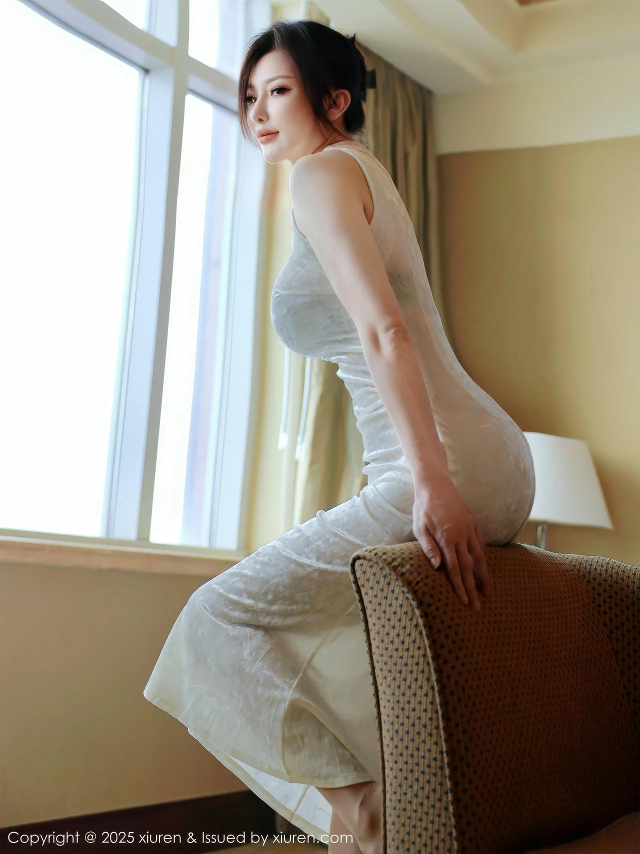 XiuRen 秀人 No.10355 苏一诺 浅色旗袍服饰 - 7