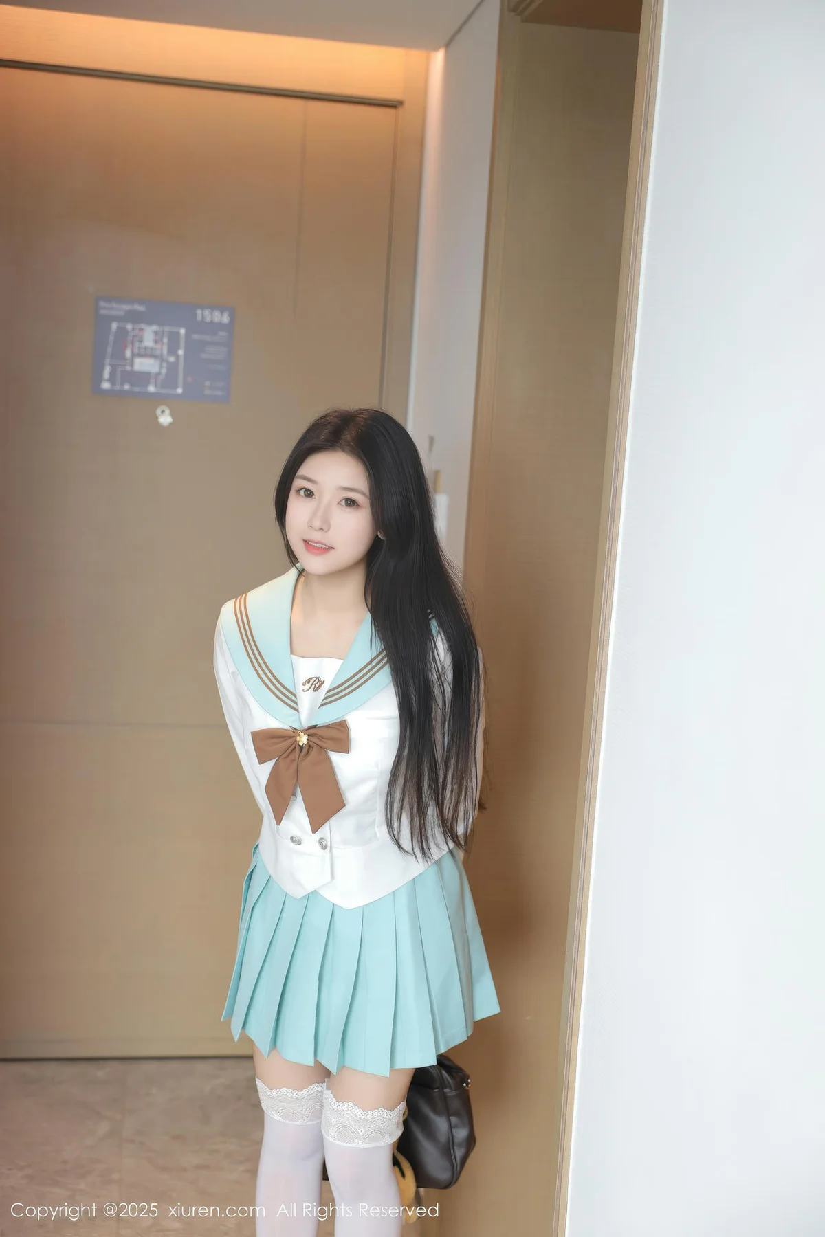 XiuRen 秀人 No.10379 林嘉馨 jk短裙清纯美女 - 4