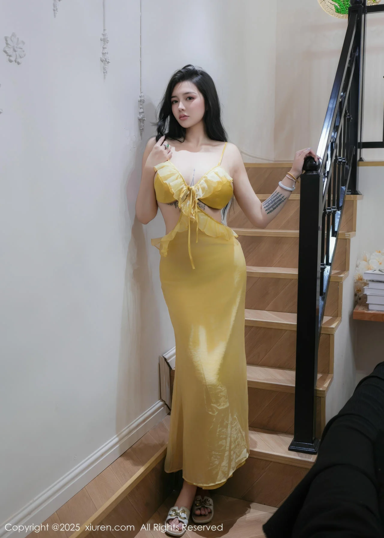 XiuRen 秀人 No.10395 娜比 肥臀黄色纱裙 - 7