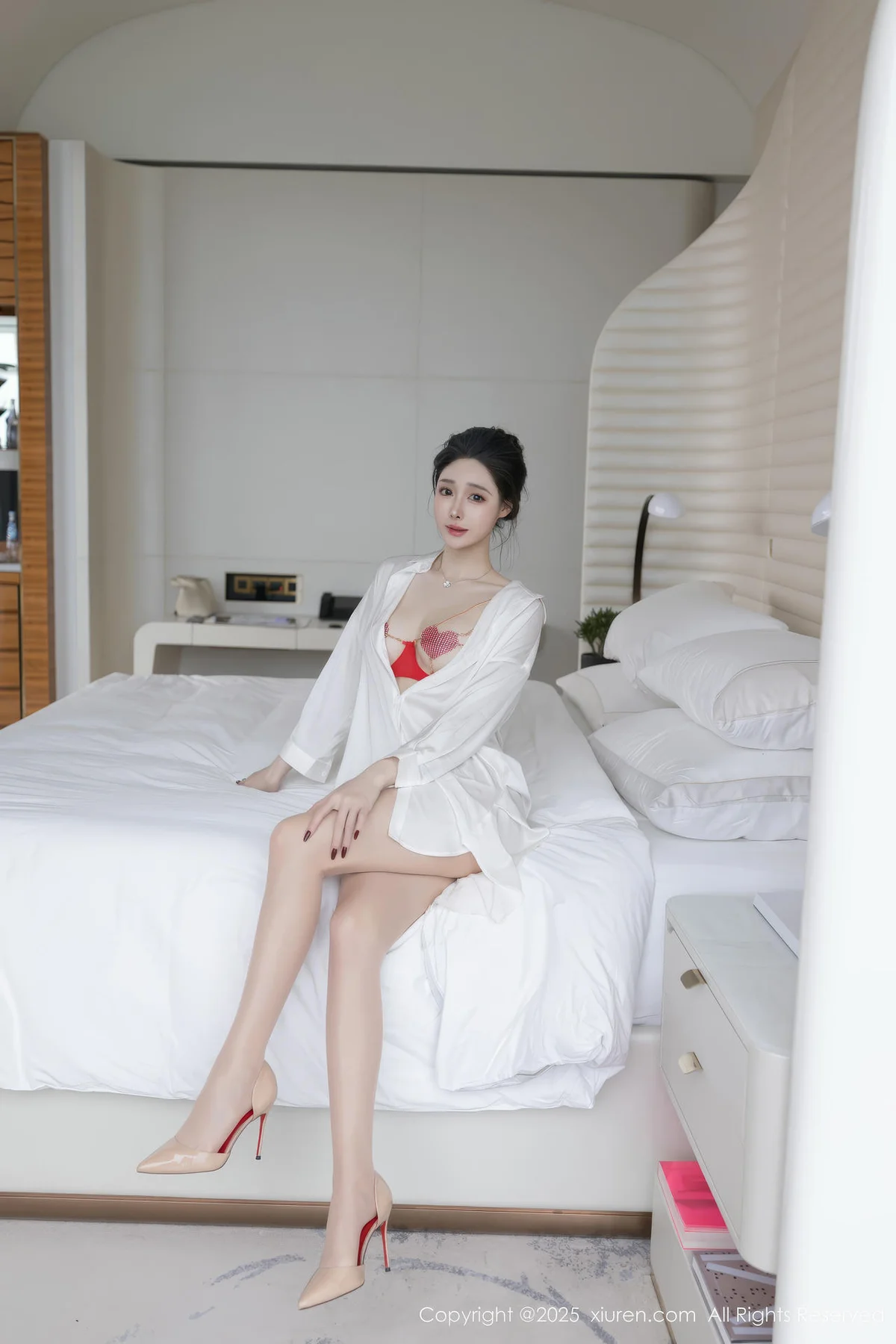 XiuRen 秀人 No.10411 小逗逗 红色情趣内衣白衬衫 - 6