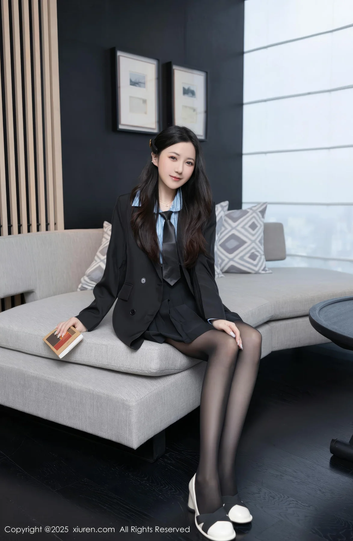 XiuRen 秀人 No.10412 鱼子酱Fish 黑色短裙婀娜动人身段 - 5