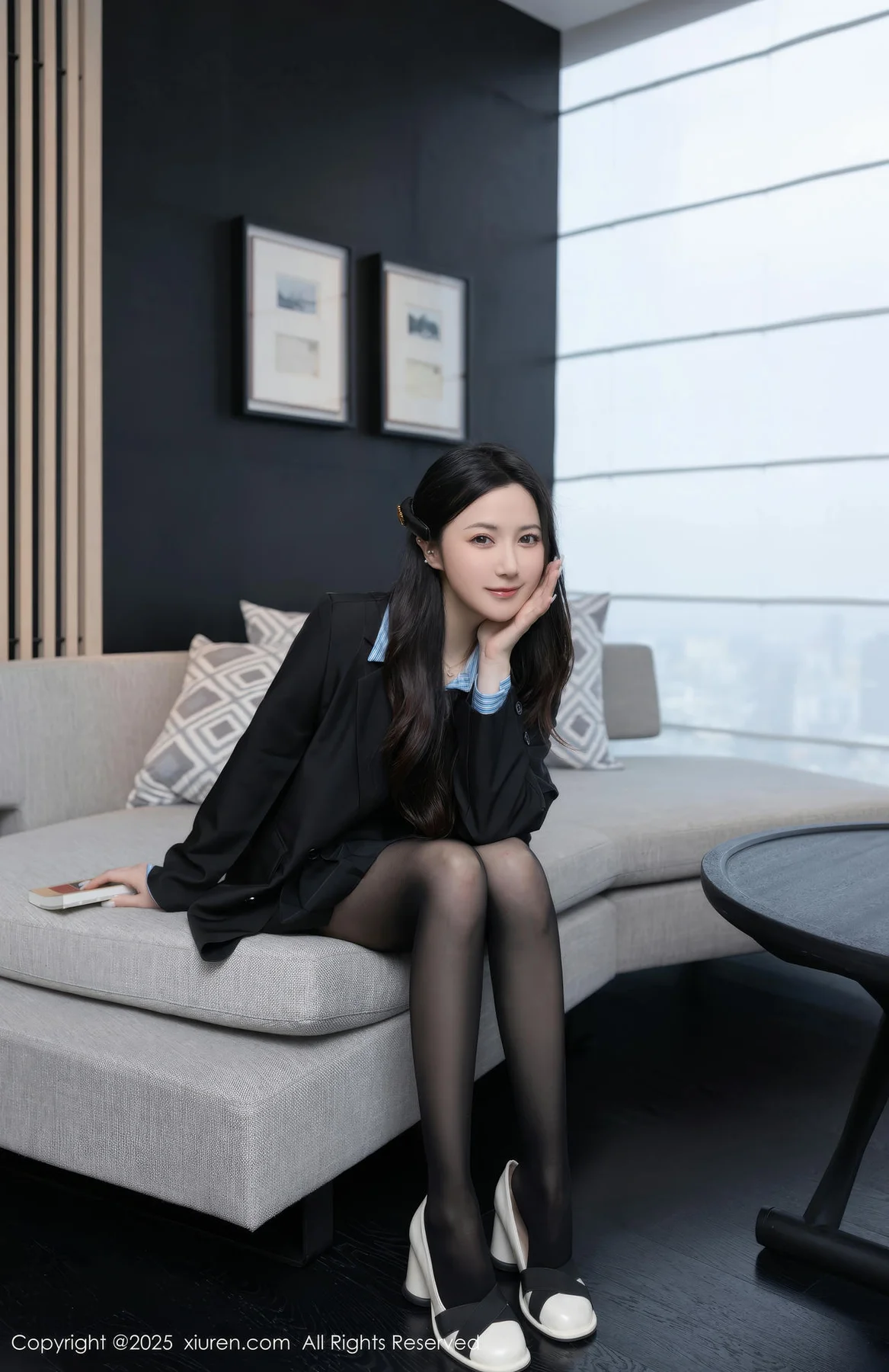 XiuRen 秀人 No.10412 鱼子酱Fish 黑色短裙婀娜动人身段 - 6