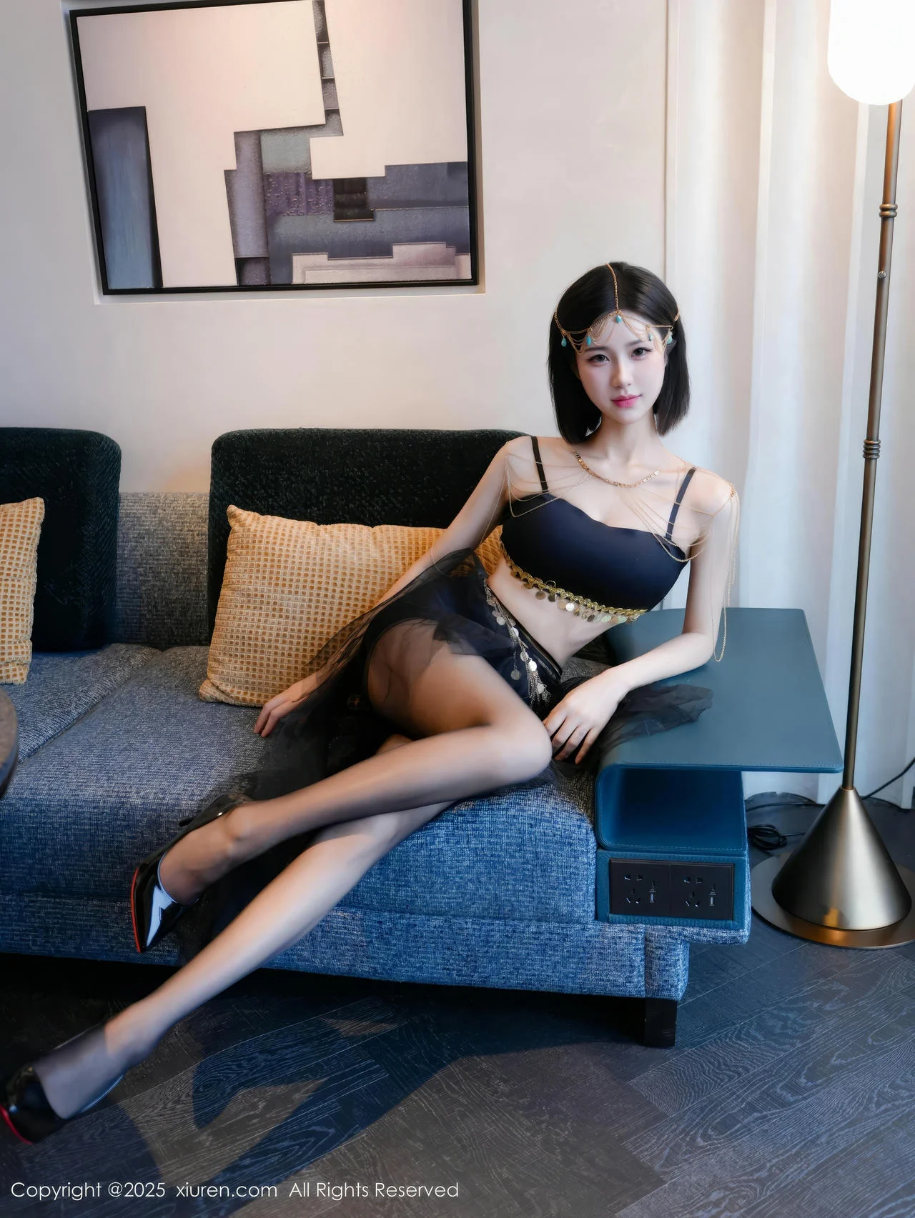 XiuRen 秀人 No.10427 奶芙酱-EVA 短发性感魅惑黑丝 - 8